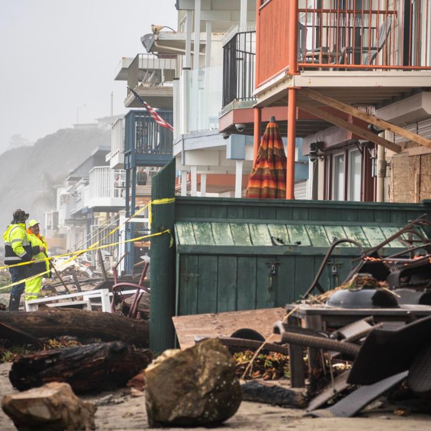 APTOS, CALIFORNIA - JANUARY 9, 2023: Cleanup has already begun