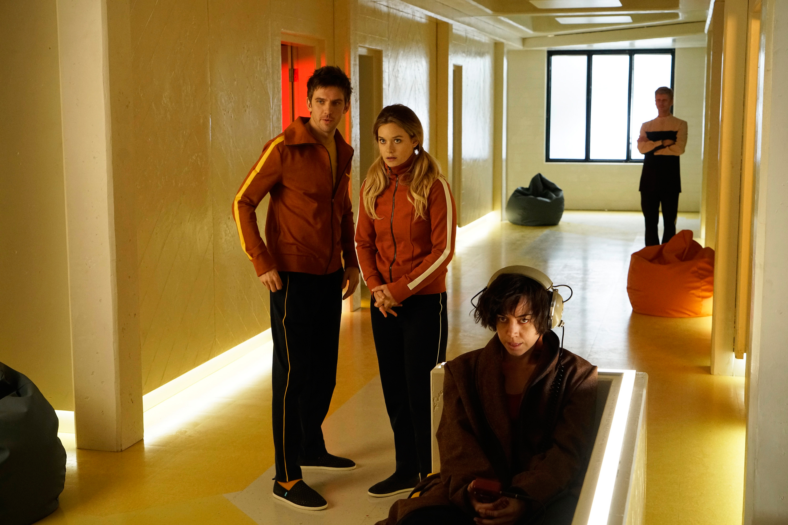 LEGION -- "Chapter 1" (Airs Wednesday, February 8, 10:00 pm/ep) -- Pictured: (l-r) Dan Stevens as David Haller, Rachel Keller as Syd Barrett, Aubrey Plaza as Lenny "Cornflakes" Busker. CR: Chris Large/FX