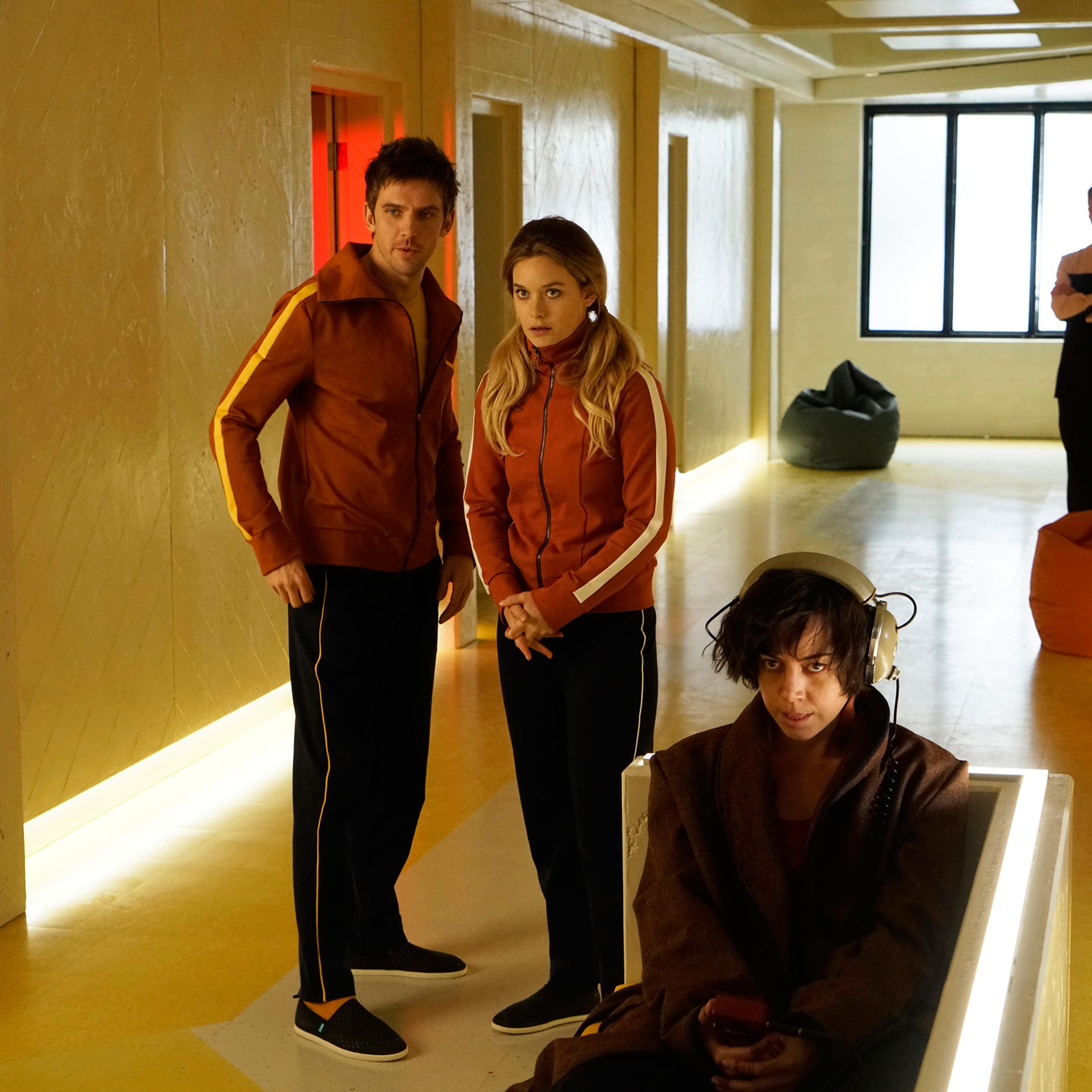 LEGION -- "Chapter 1" (Airs Wednesday, February 8, 10:00 pm/ep) -- Pictured: (l-r) Dan Stevens as David Haller, Rachel Keller as Syd Barrett, Aubrey Plaza as Lenny "Cornflakes" Busker. CR: Chris Large/FX