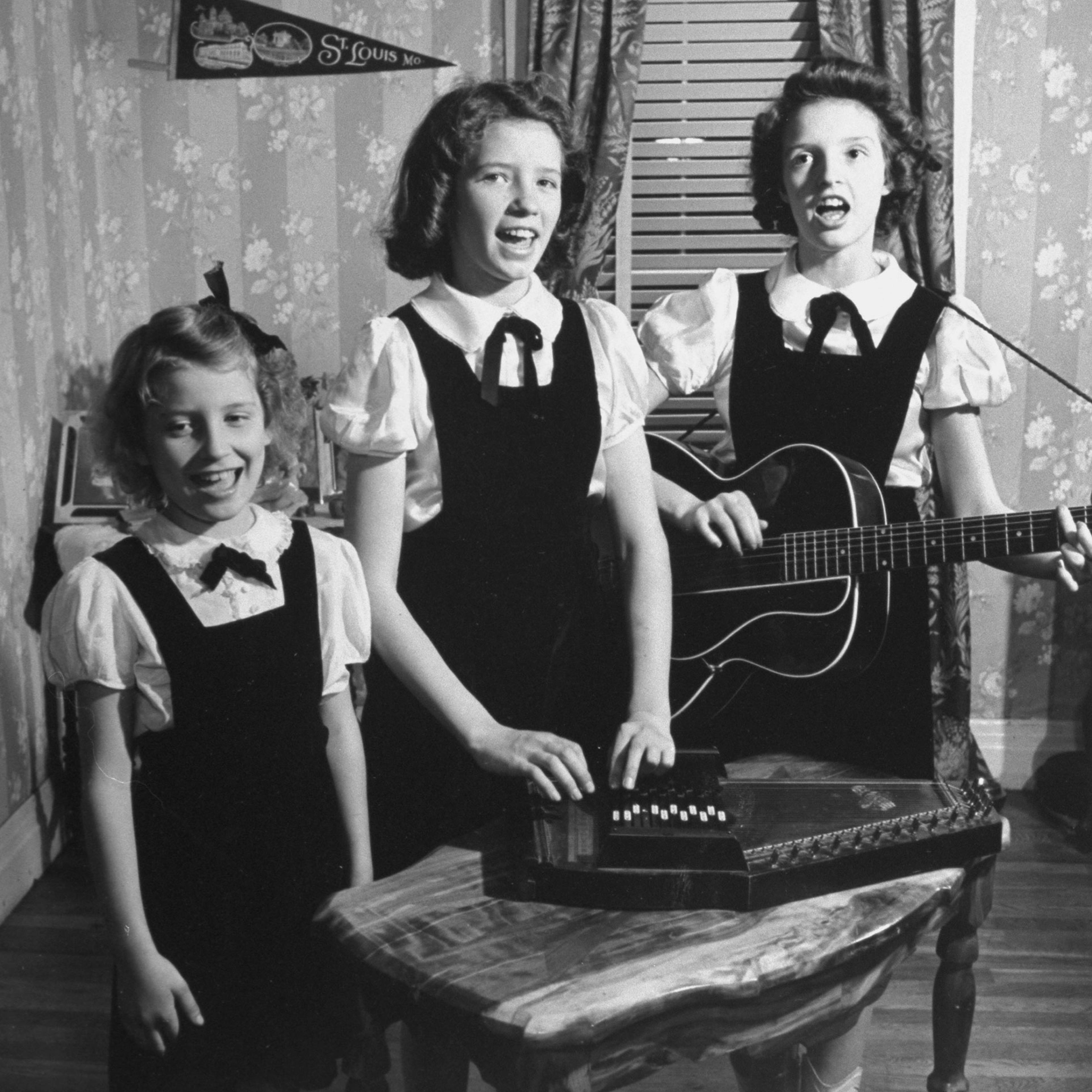 The Carter sisters (L-R) Anita, June and Helen.