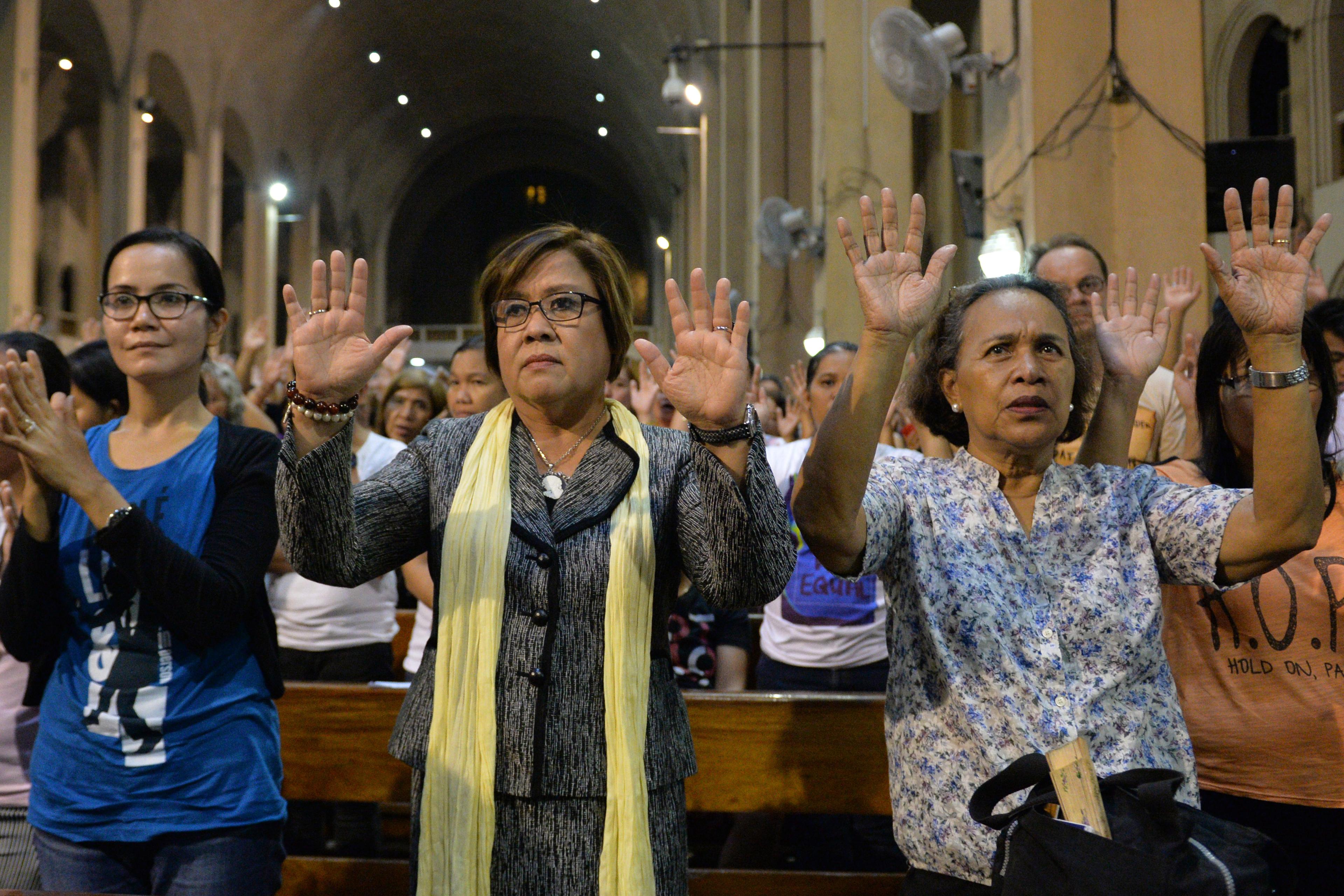 PHILIPPINES-POLITICS-RELIGION-RIGHTS-DUTERTE