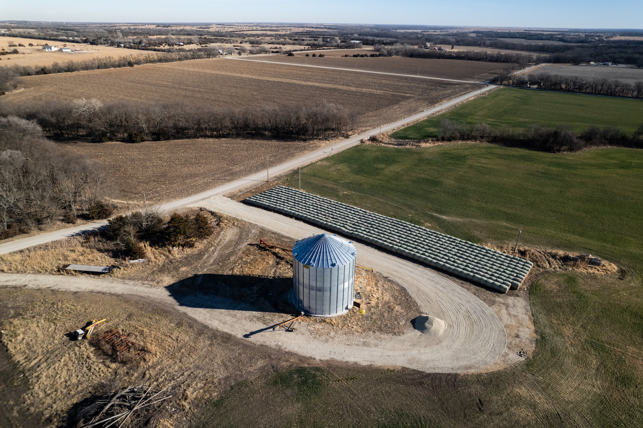 Corn silo in Kansas. Charm Industrial sources biomass such as corn stalks which it turns into bio-oil for storing carbon.