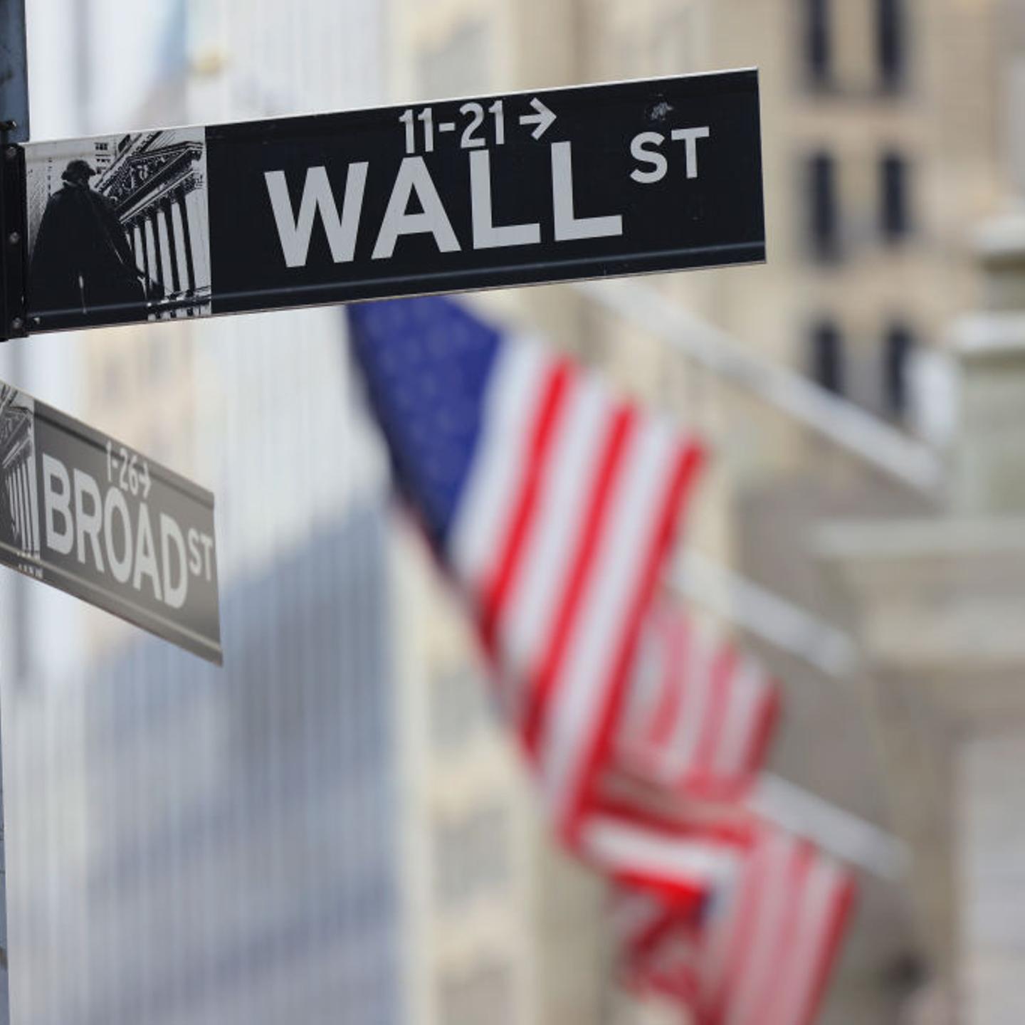 Stocks Continue To Slide As Concerns Rise Over Conflict In Ukraine