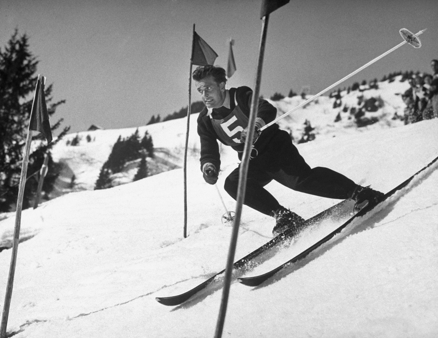France's James Couttet driving through the slalom in Murren, Switzerland, in 1950.