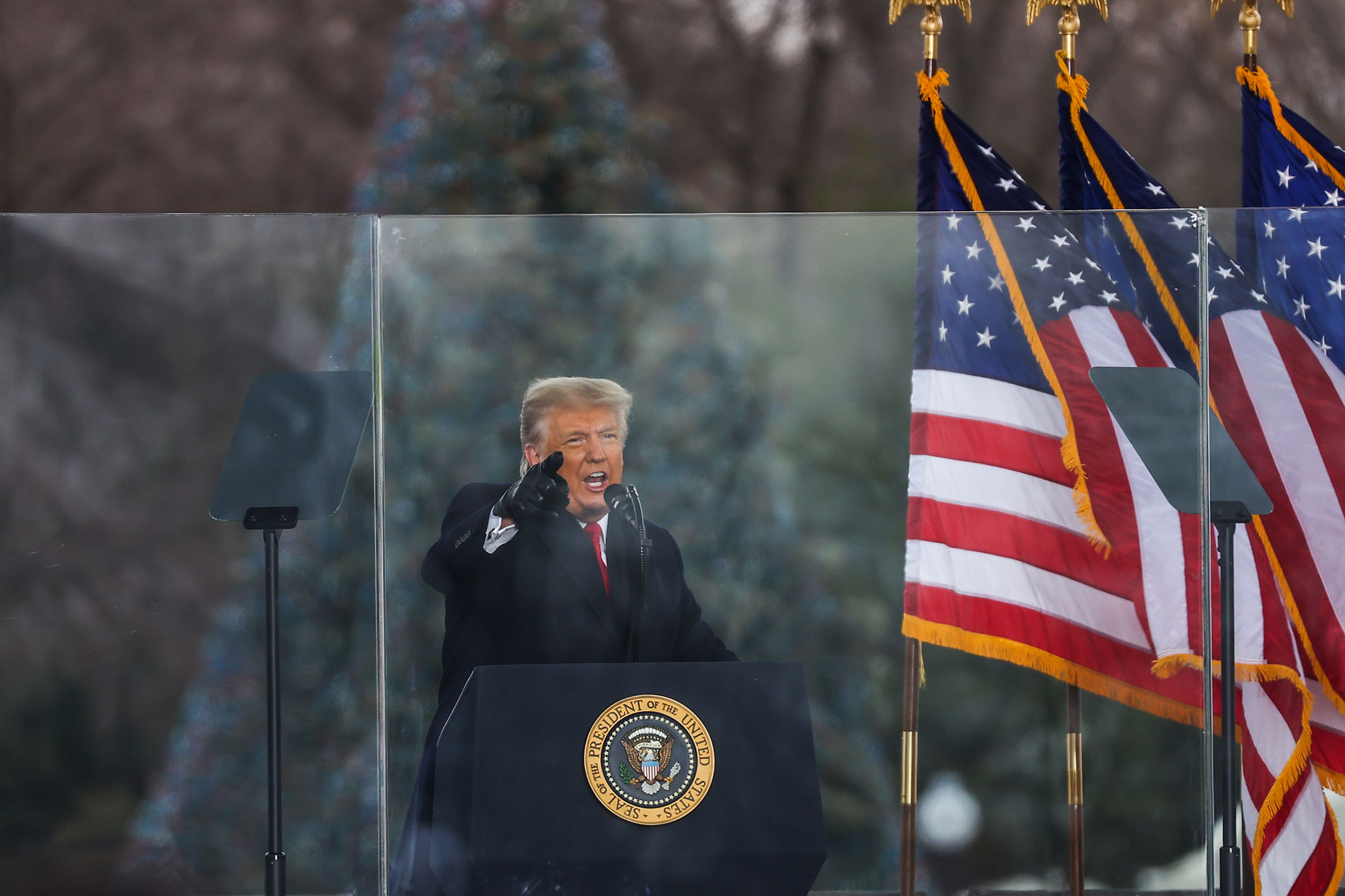 Trump holds rally in Washington D.C as "Save America March"