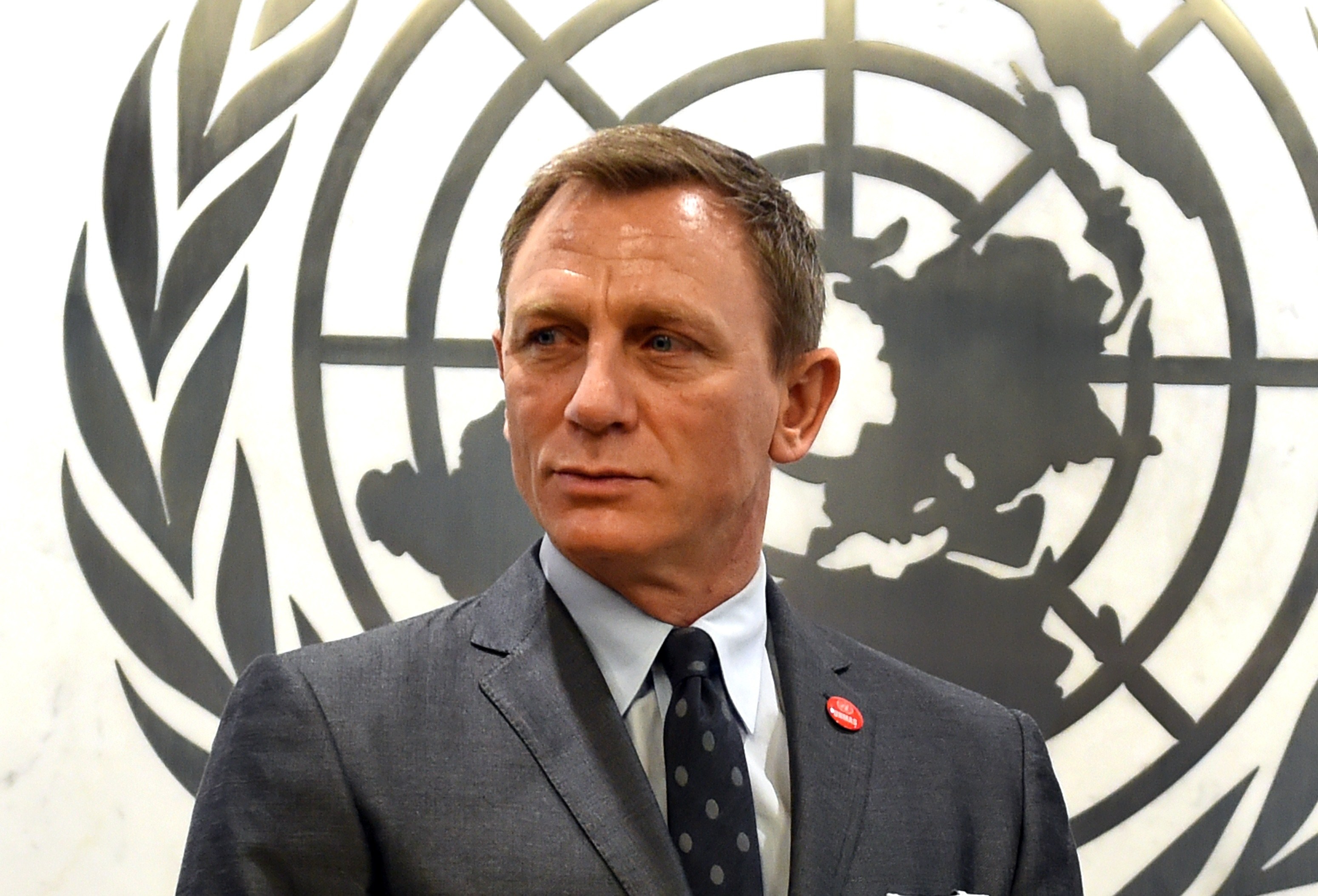 united nations daniel craig mines