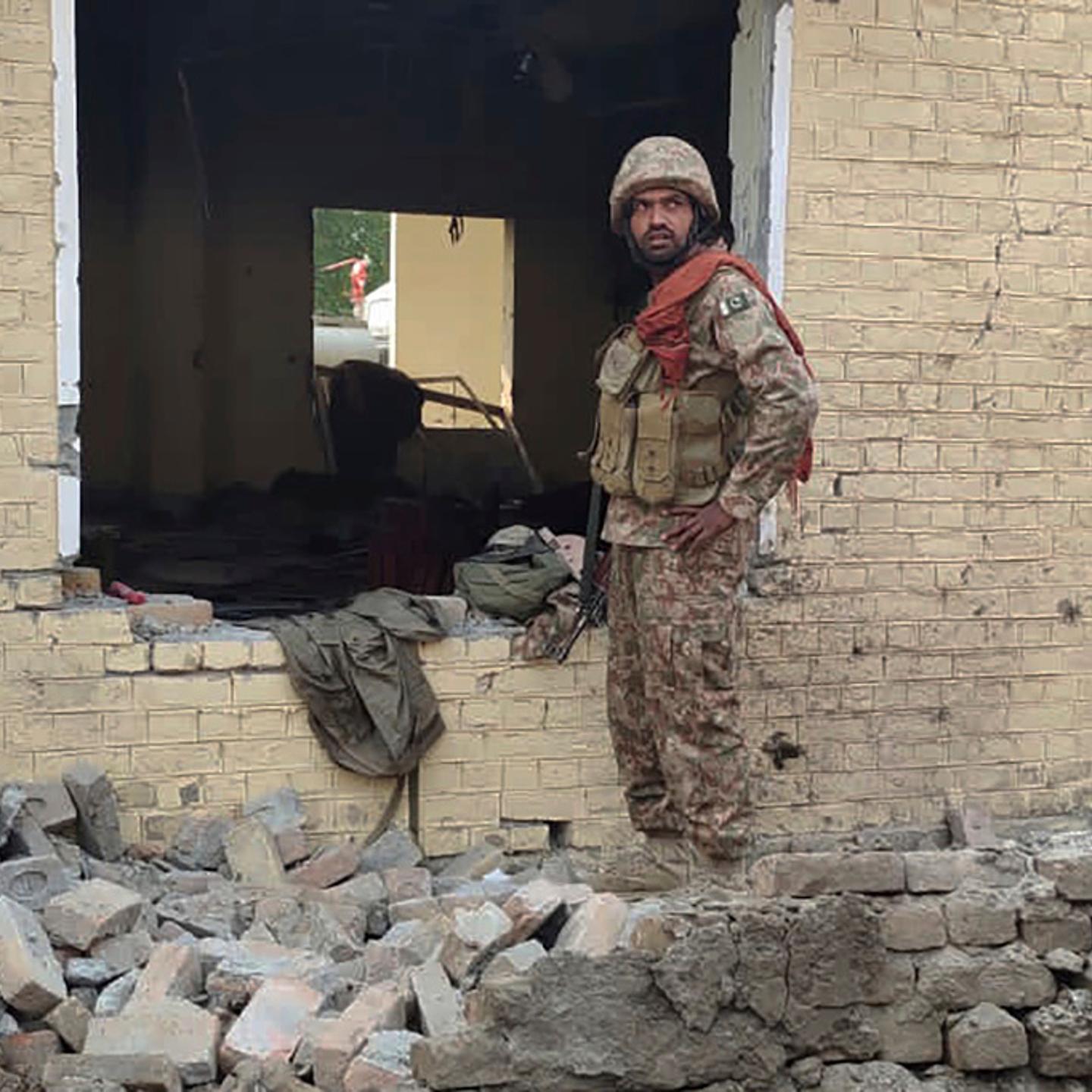 Pakistan Suicide Bomber