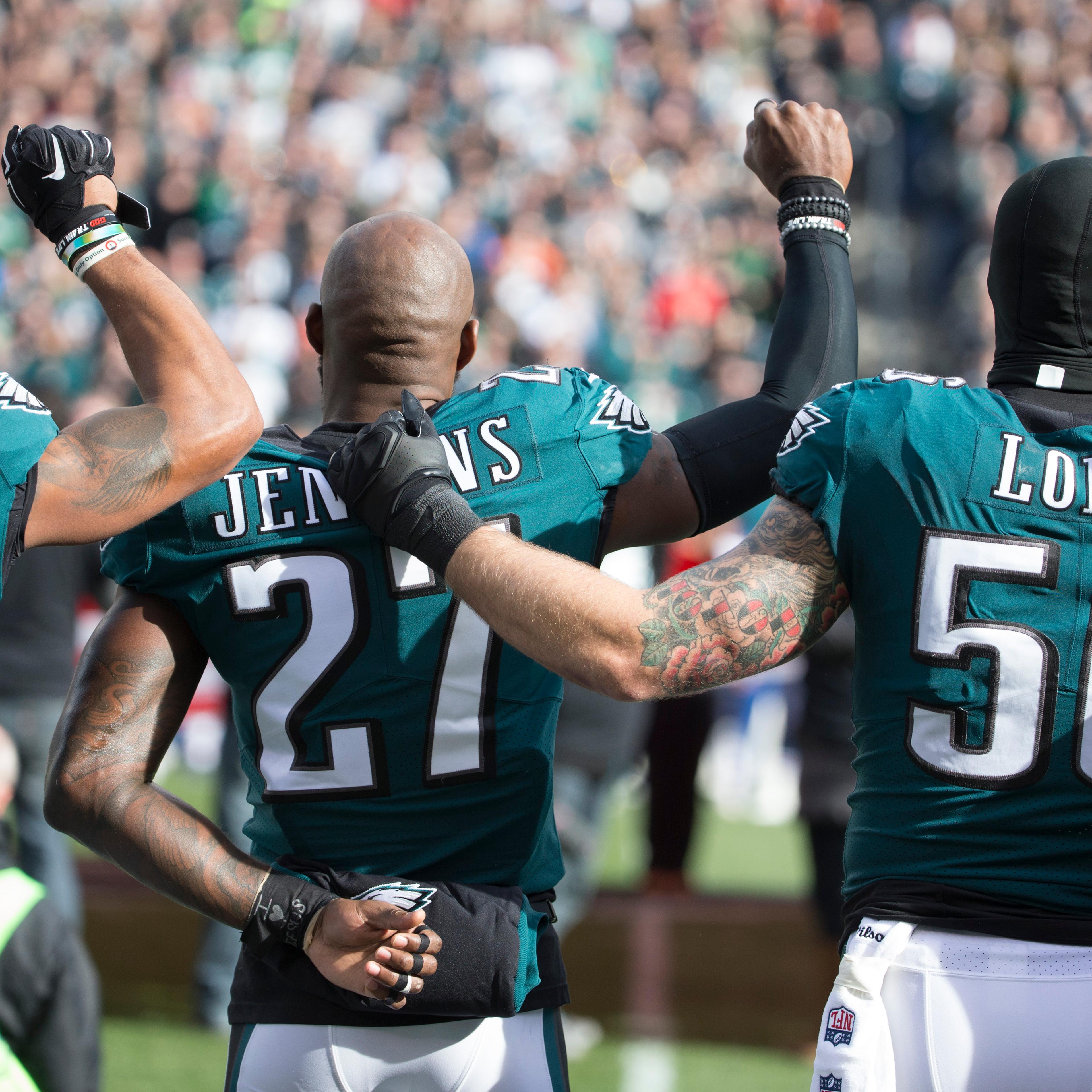 Chicago Bears v Philadelphia Eagles