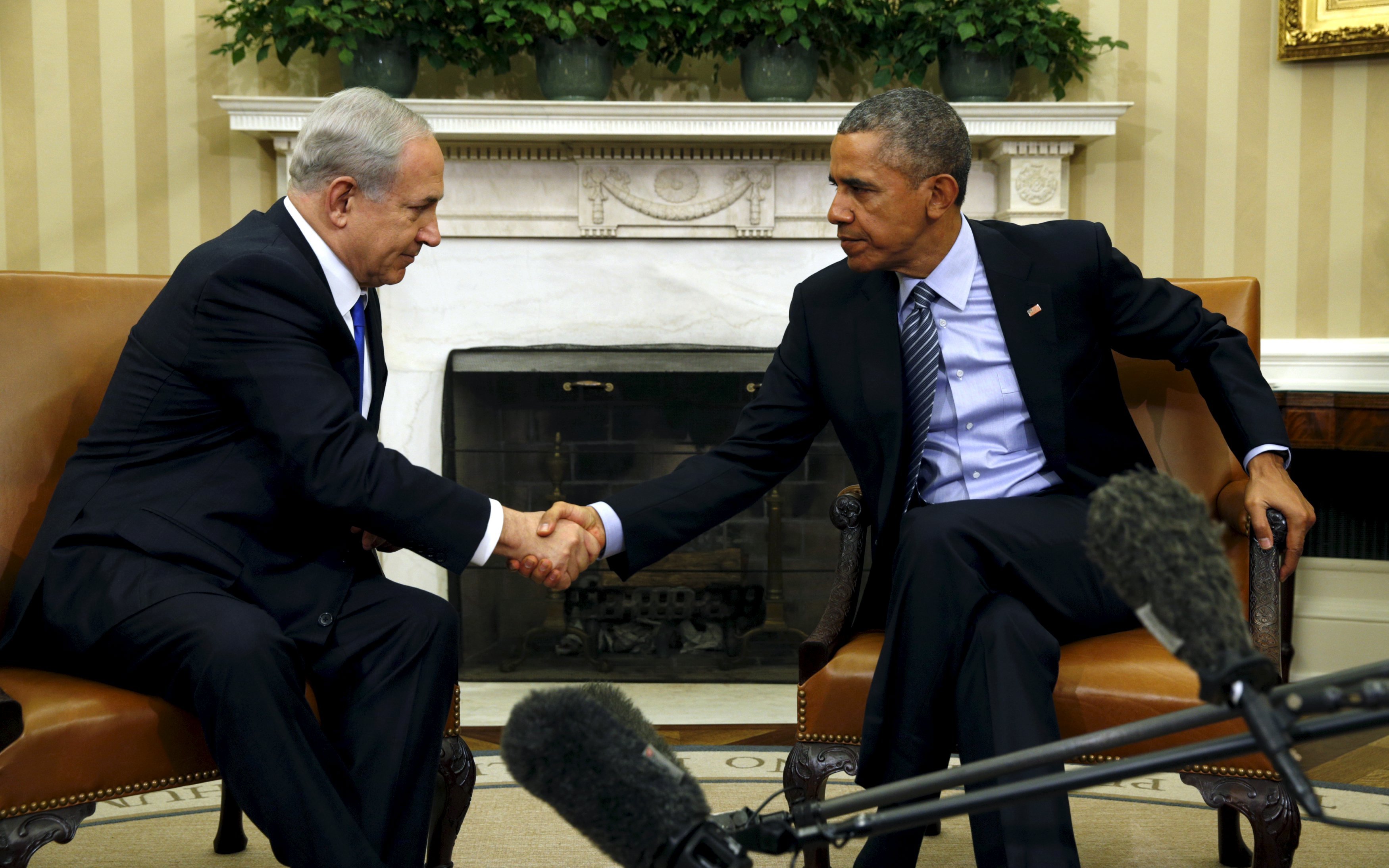 Obama meets Netanyahu at the White House in Washington