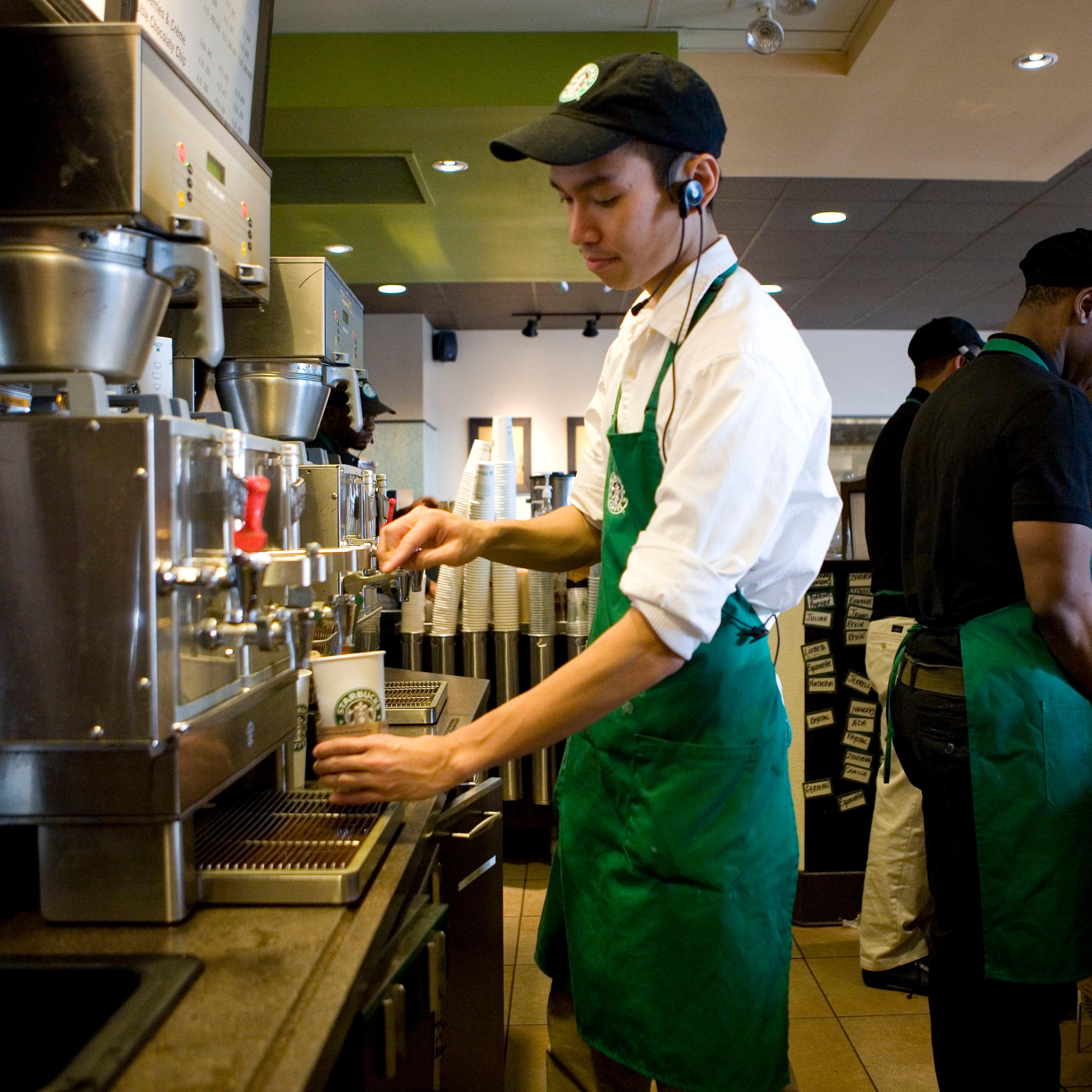 USA - Food - Starbucks Introduces Low Calorie Products