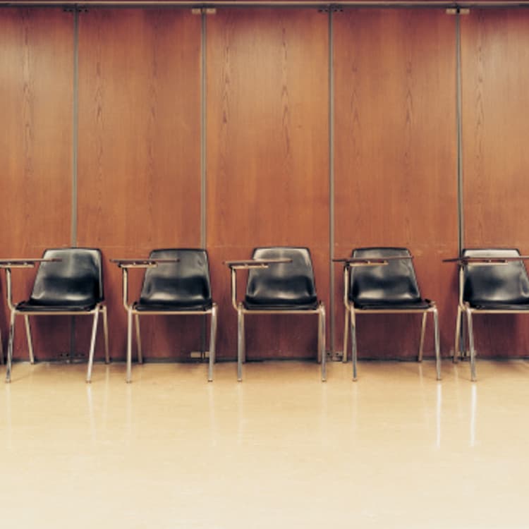 empty-classroom-chairs