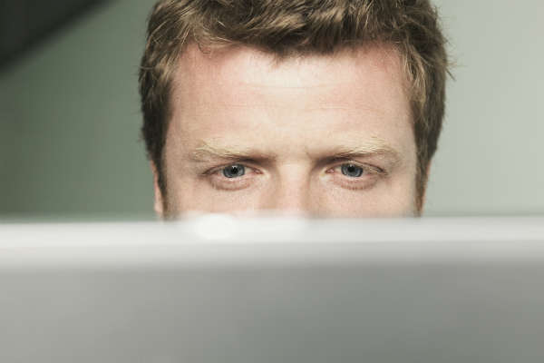 How to Avoid Computer Eye Strain