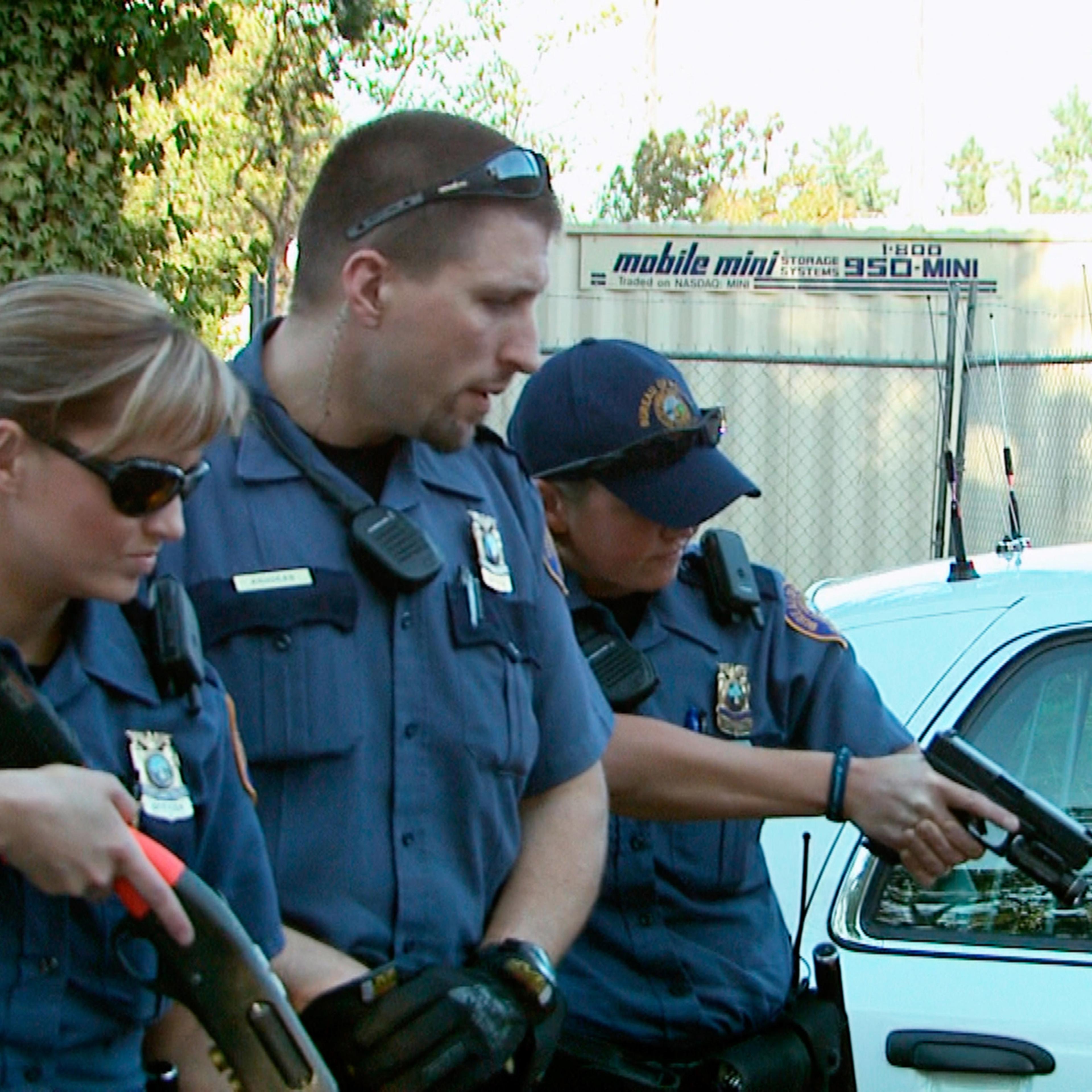 COPS, '800th Episode Milestone', (Season 23, ep. 2301, aired Sept. 11, 2010), 1989-. photo: © Fox Br
