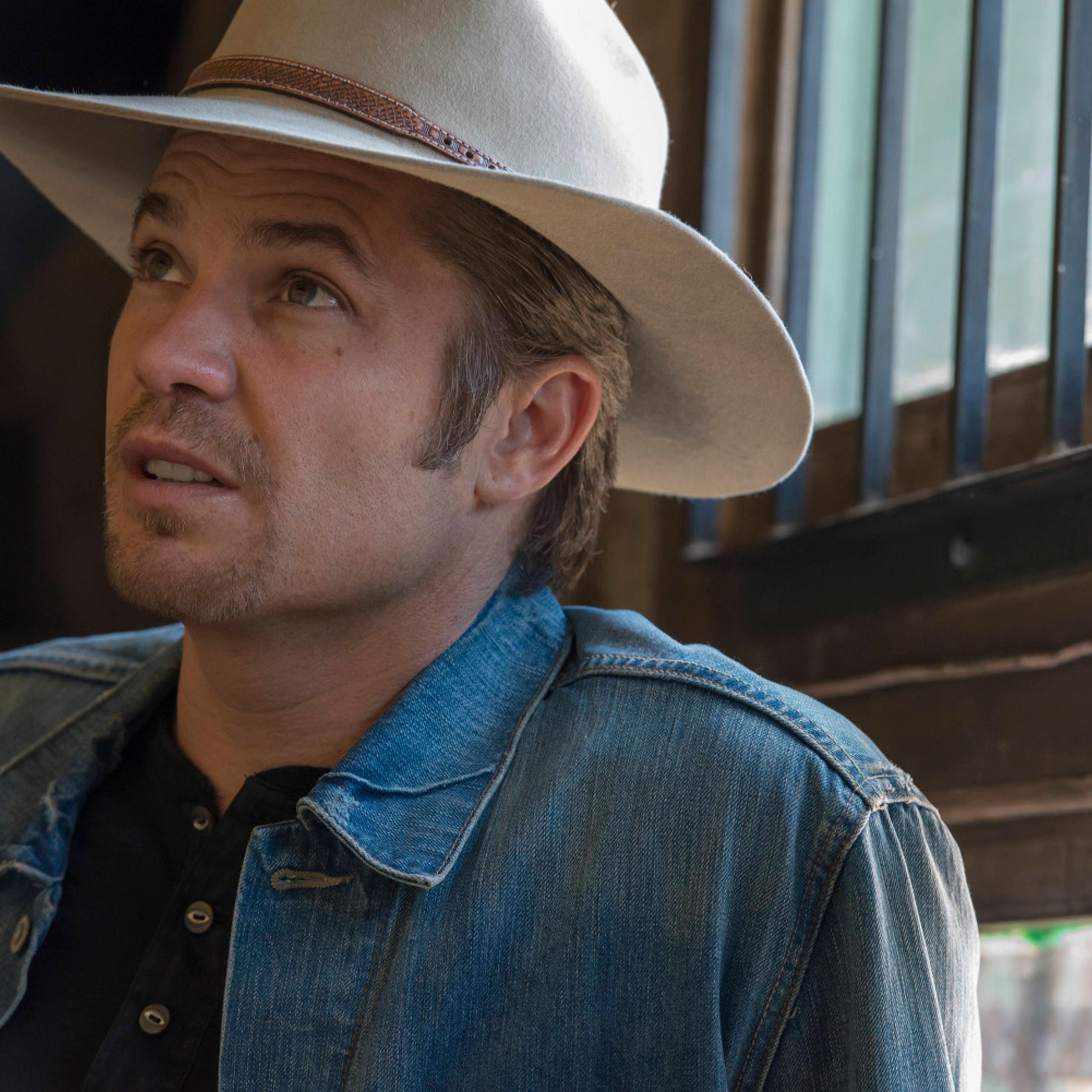JUSTIFIED -- Raw Deal -- Episode 507 (Airs Tuesday, February 25, 10:00 pm e/p) -- Pictured: Timothy Olyphant as Deputy U.S. Marshal Raylan Givens -- CR: Prashant Gupta/FX