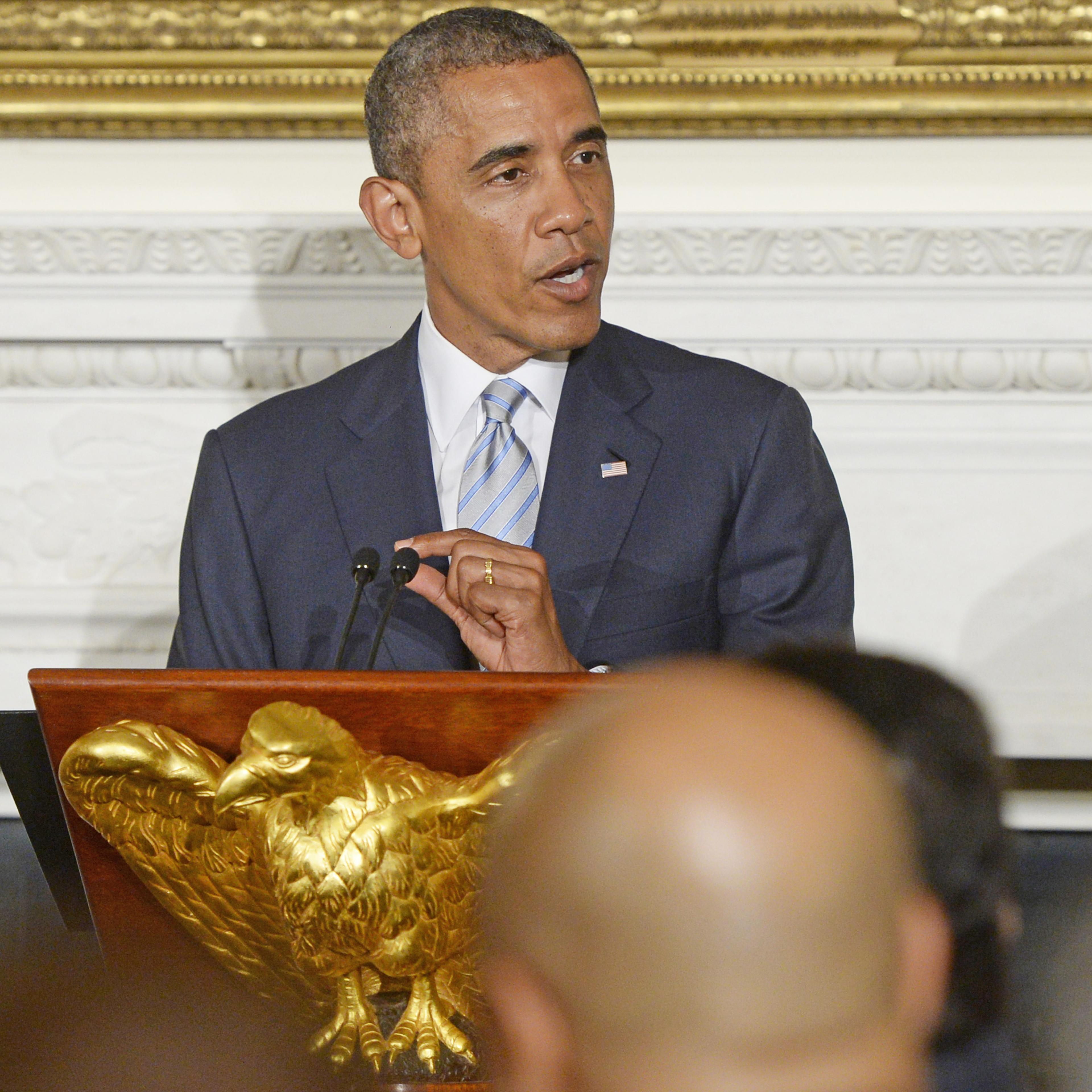 Obama Hosts Dinner Celebrating Ramadan