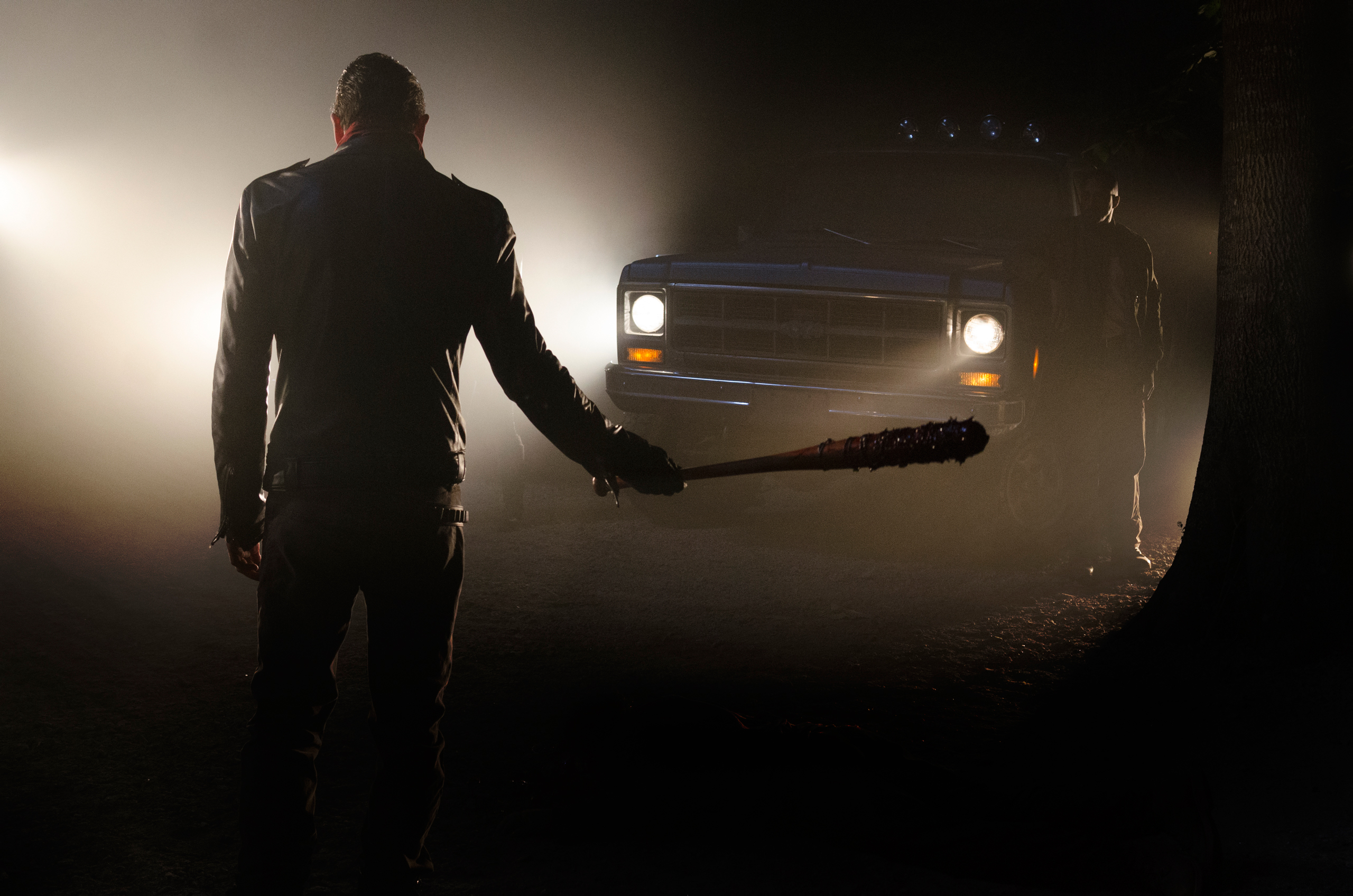 >>> NOT TO BE USED UNTIL 10/24/16 at 1:00 AM EST <<< Jeffrey Dean Morgan as Negan - The Walking Dead _ Season 7, Episode 1 - Photo Credit: Gene Page/AMC