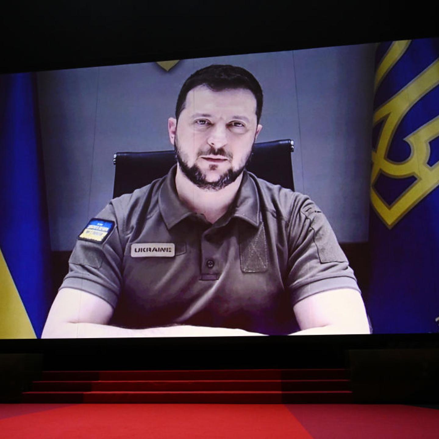 cannes-opening-ceremony-zelensky