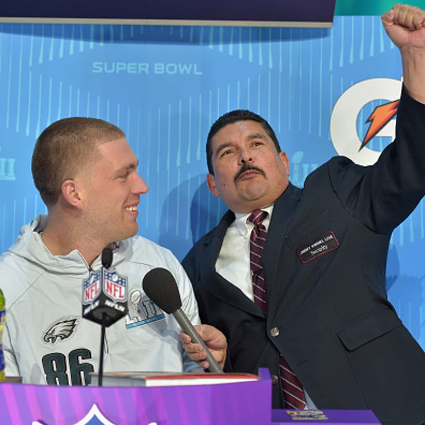 Zach Ertz of the Philadelphia Eagles speaks to TV personality Guillermo Rodriguez during Super Bowl Media Day on January 29, 2018 in St Paul, Minnesota.
