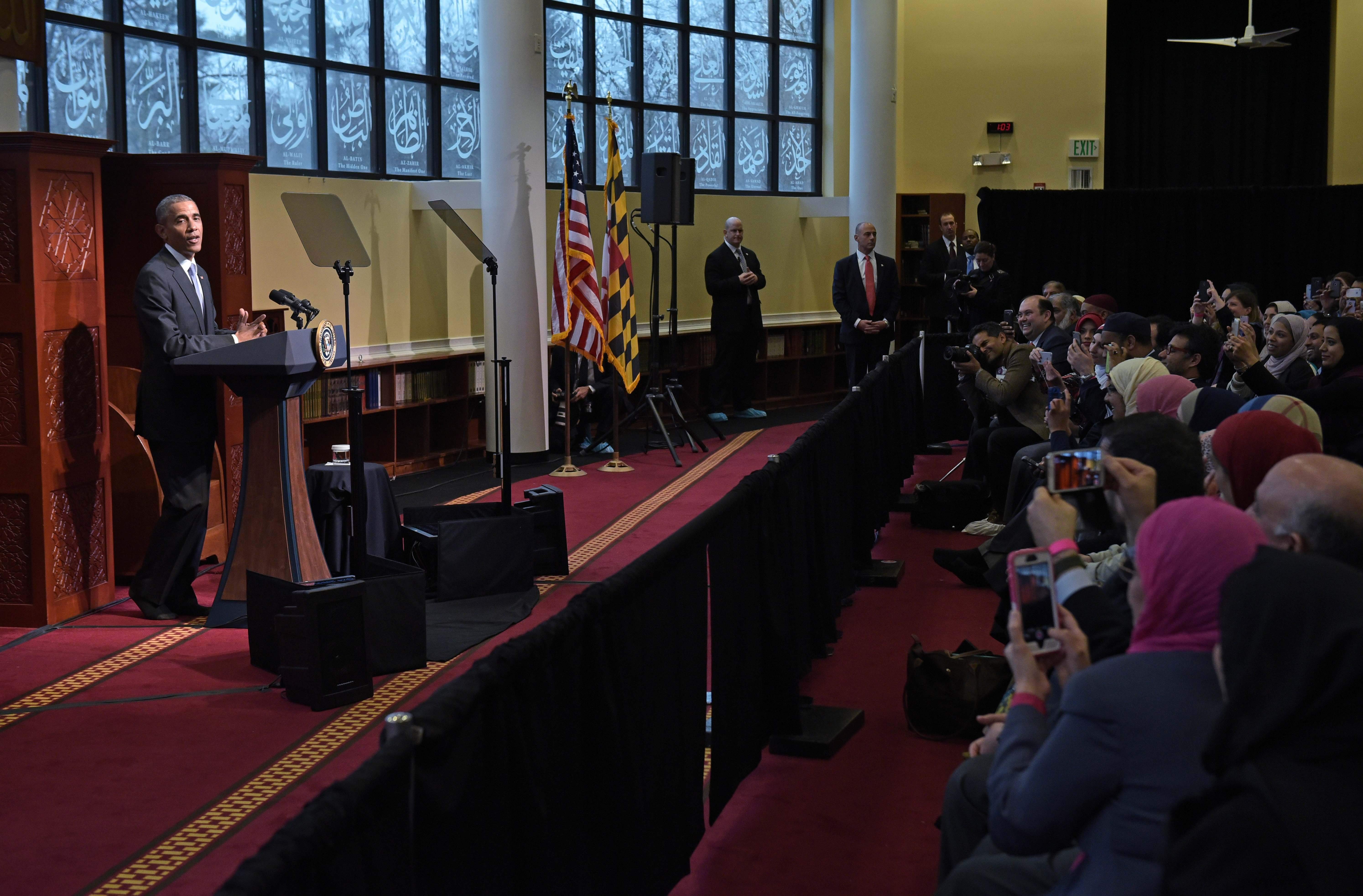 US-POLITICS-RELIGIOIN-OBAMA