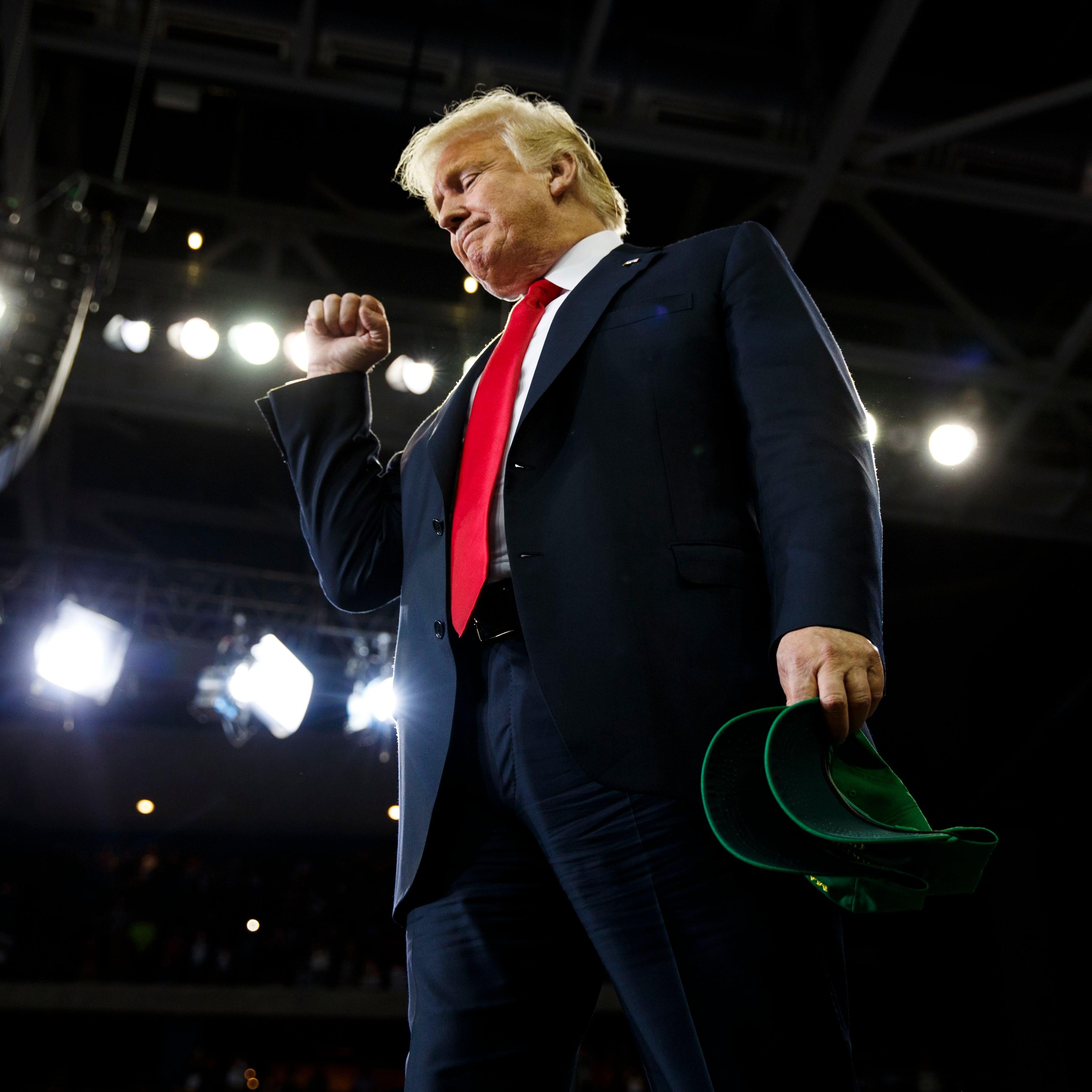 Trump, Evansville, USA - 30 Aug 2018