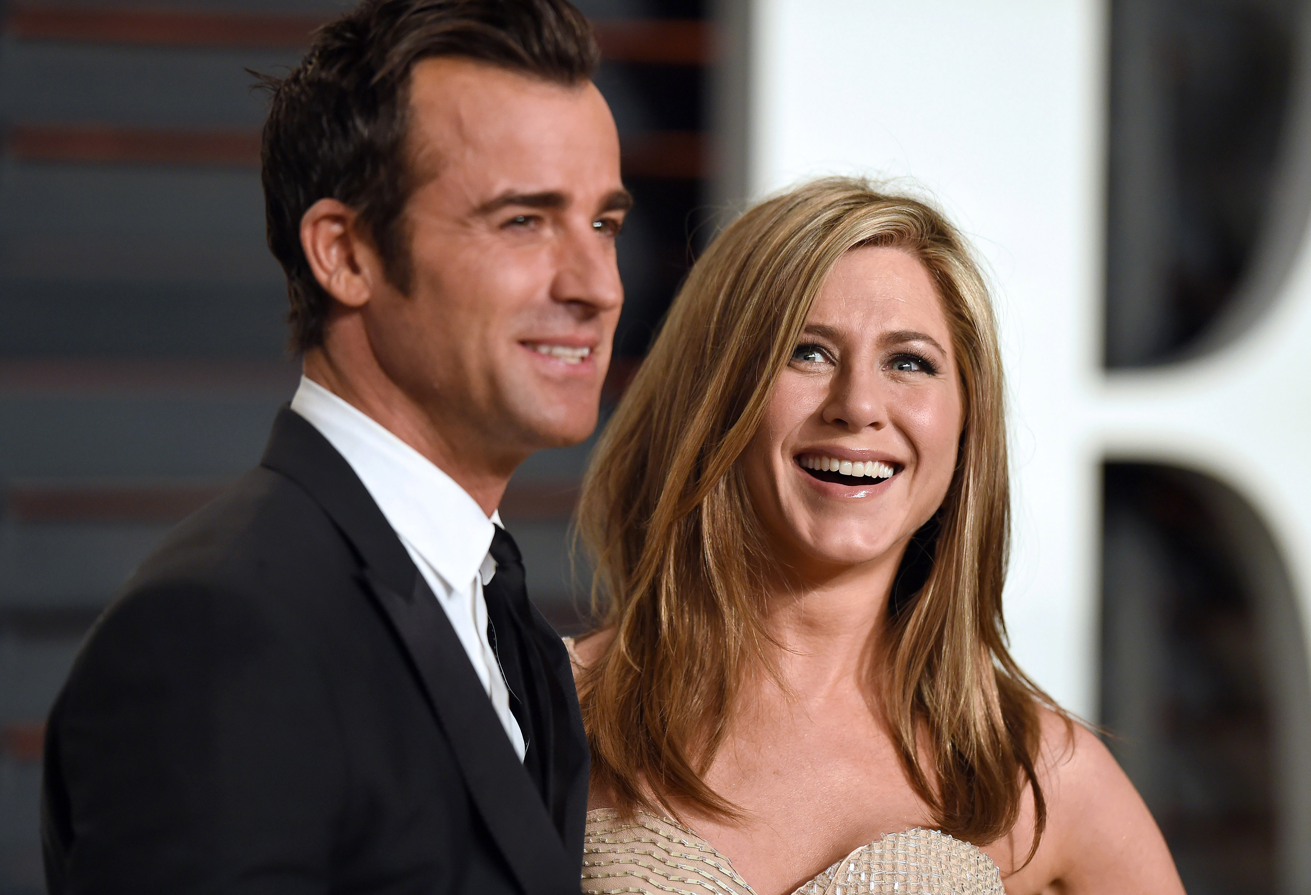 Actors Justin Theroux and Jennifer Aniston arrive at the 2015 Vanity Fair Oscar Party Hosted By Graydon Carter at Wallis Annenberg Center for the Performing Arts on Feb. 22, 2015 in Beverly Hills.