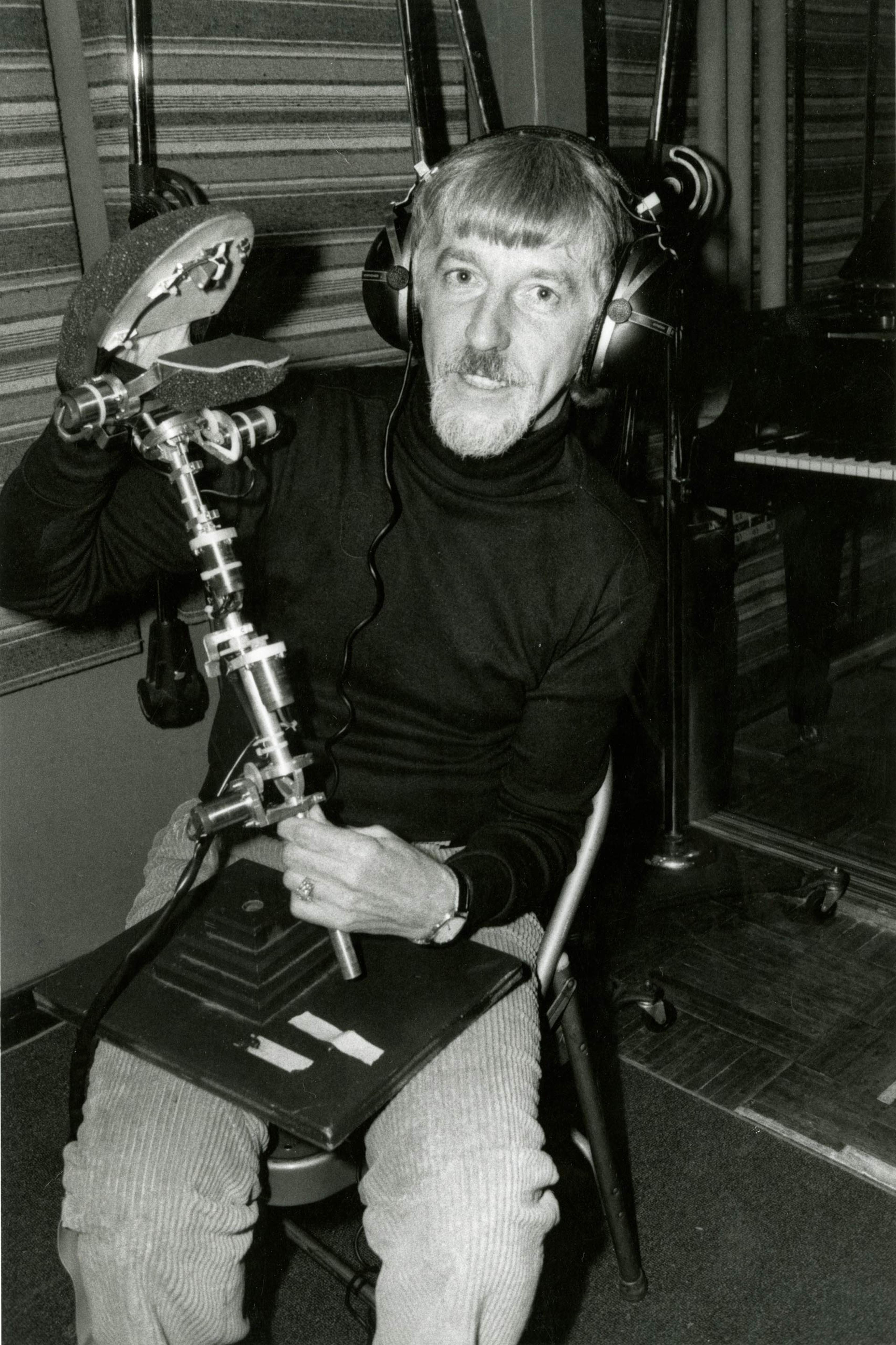 Caroll Spinney tests a puppet in the concept stage.