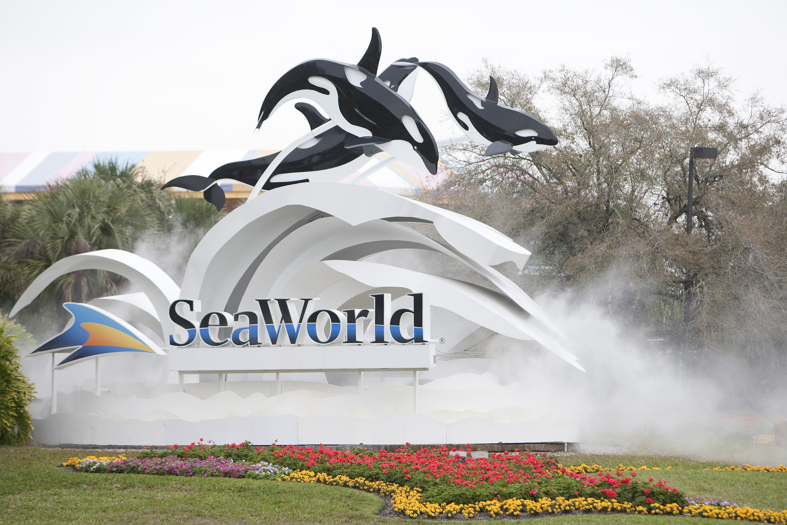 sea world sign