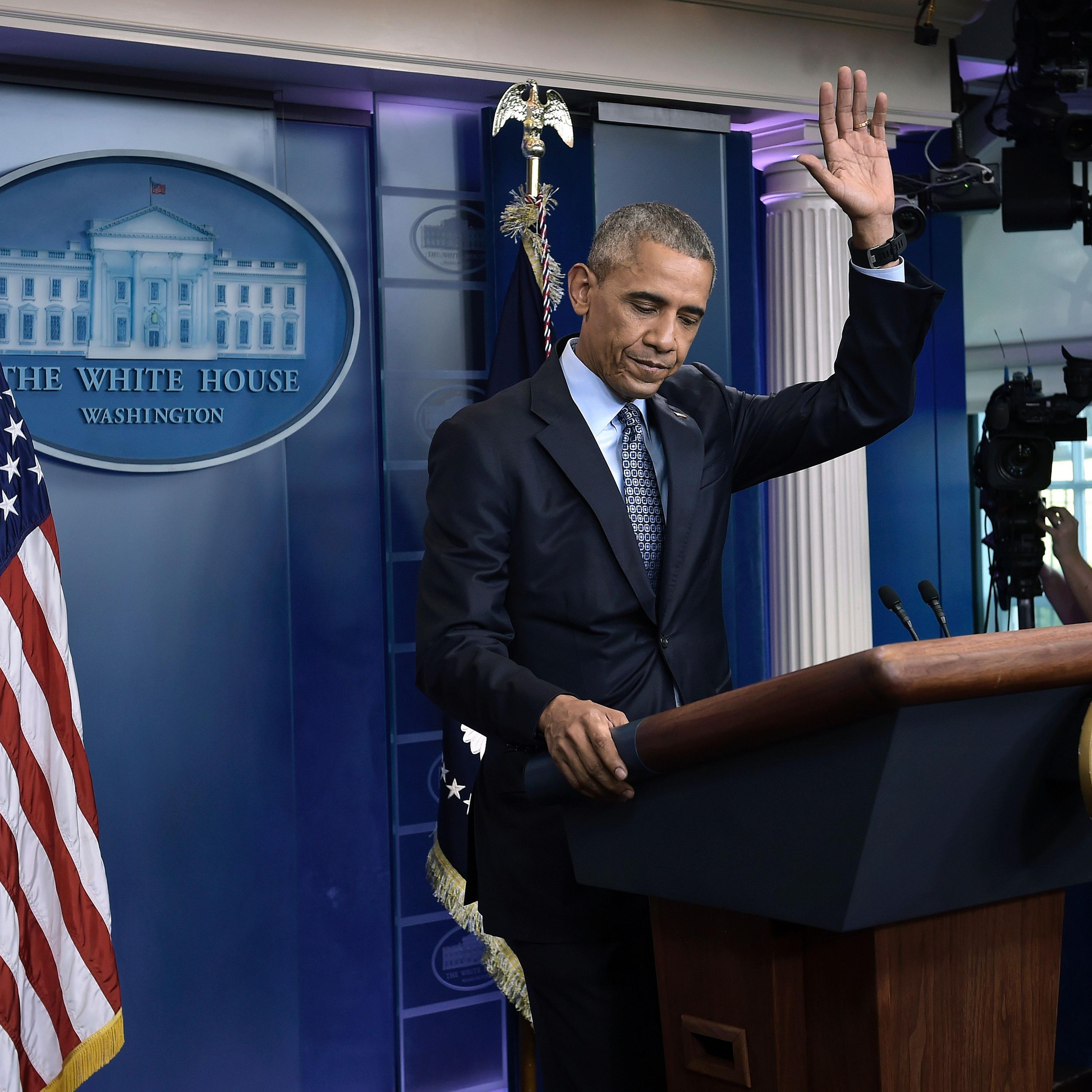 President Barack Obama waves as he leaves after his final press conference at the White House on Jan. 18, 2017 in Washington.