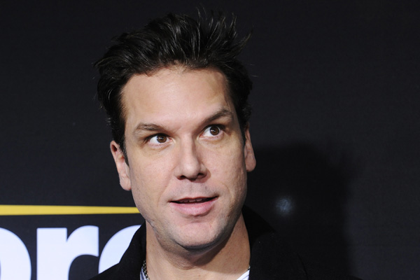 Comedian Dane Cook ‘Jokes’ About Aurora Shooting