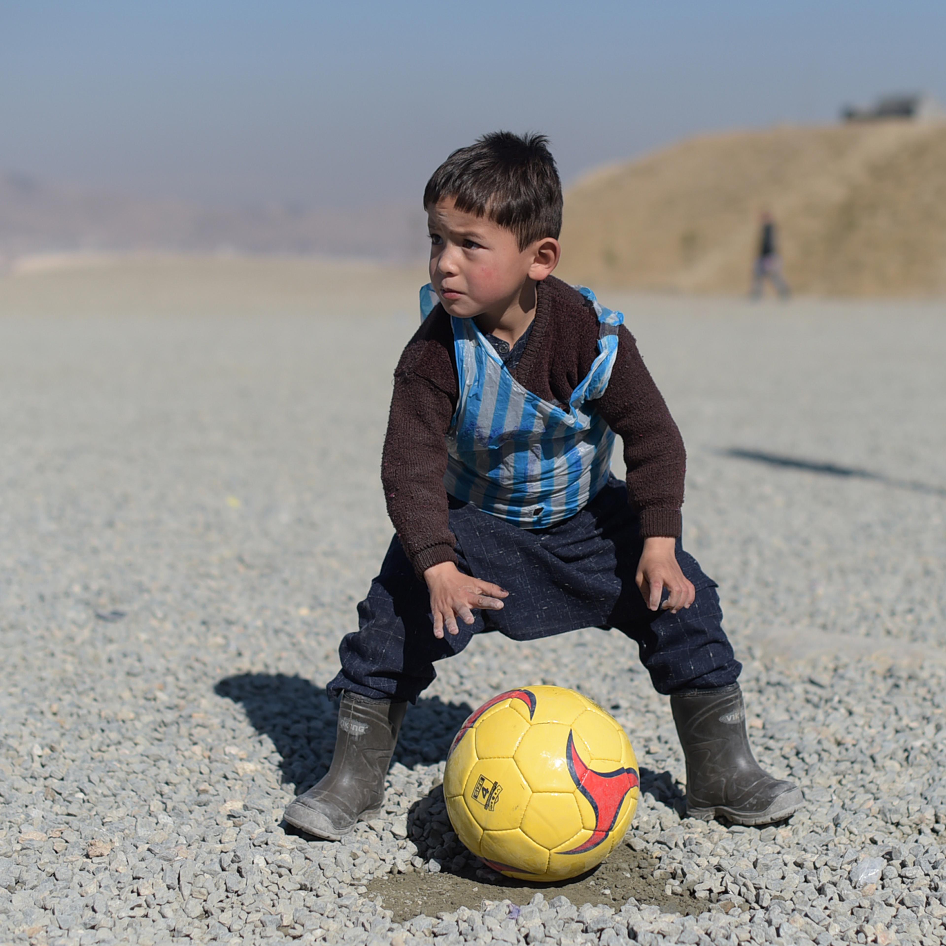 TOPSHOT-FBL-AFG-ARG-ESP-AFGHANISTAN-SPORT-SOCIETY