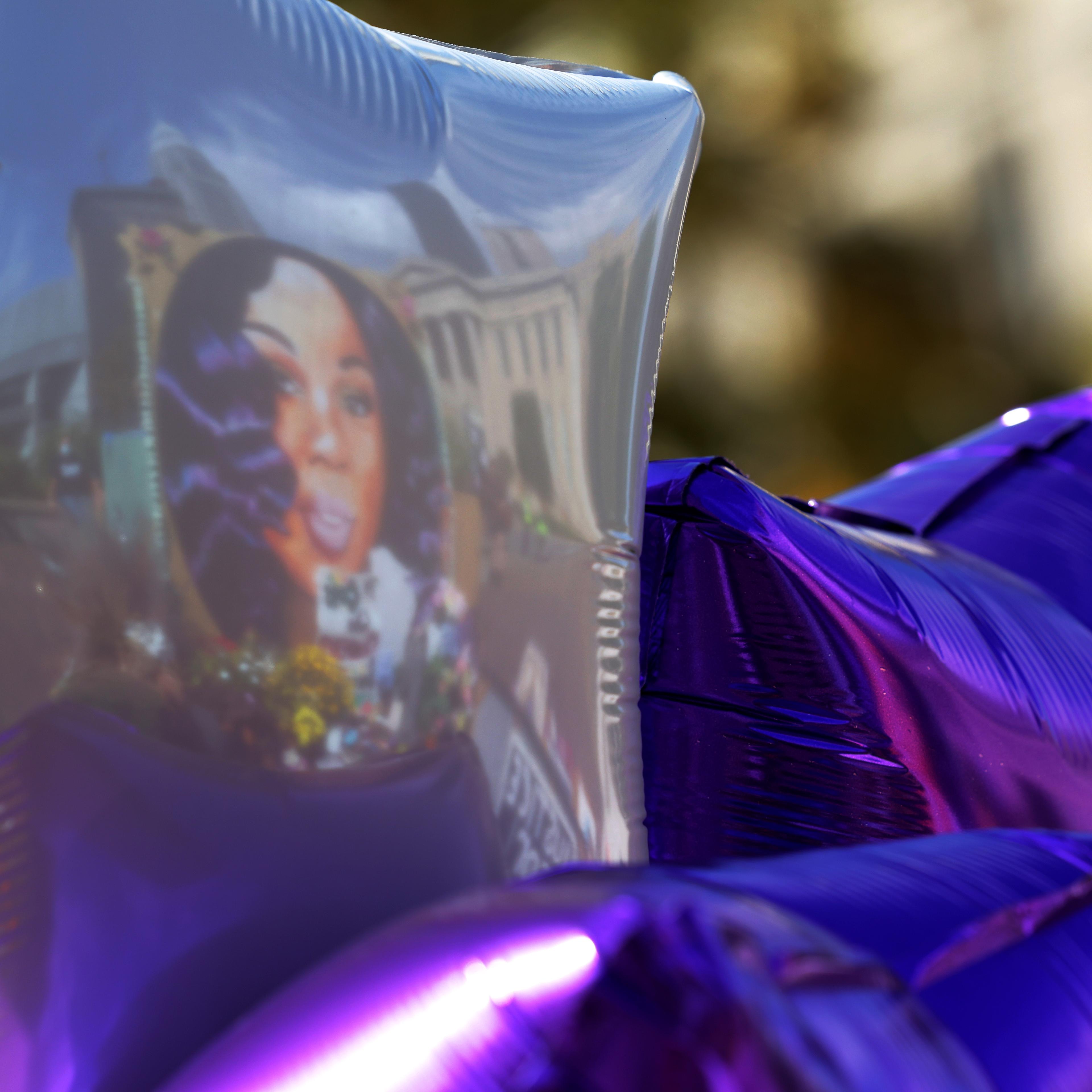 Kentucky AG Makes Announcement On Possible Charges In Breonna Taylor's Death