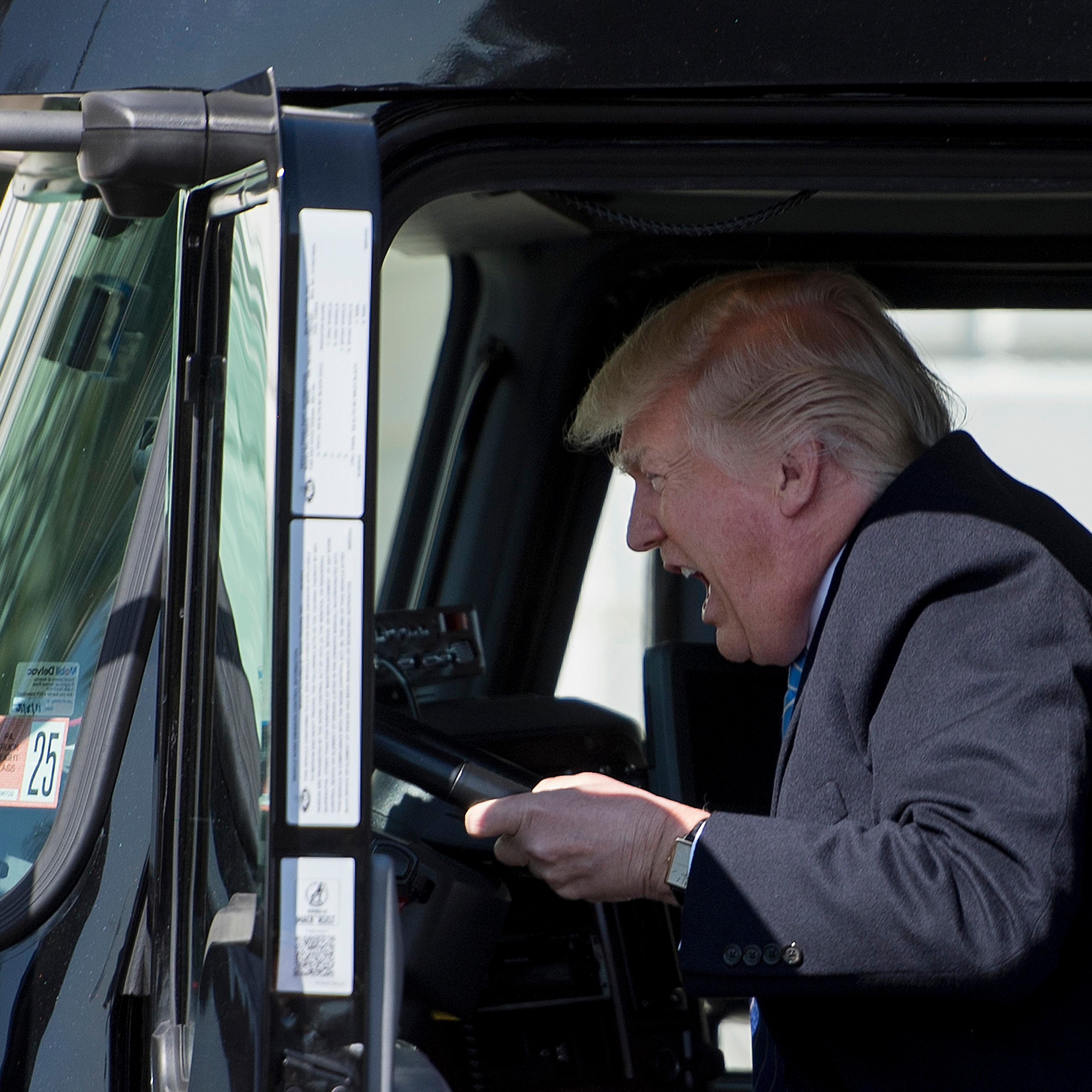 US-POLITICS-TRUMP-TRUCKERS