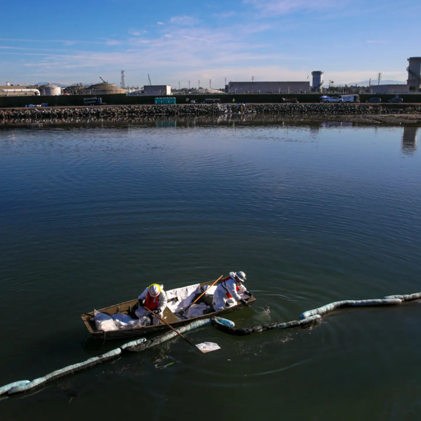 california-oil-spill-huntington-beach
