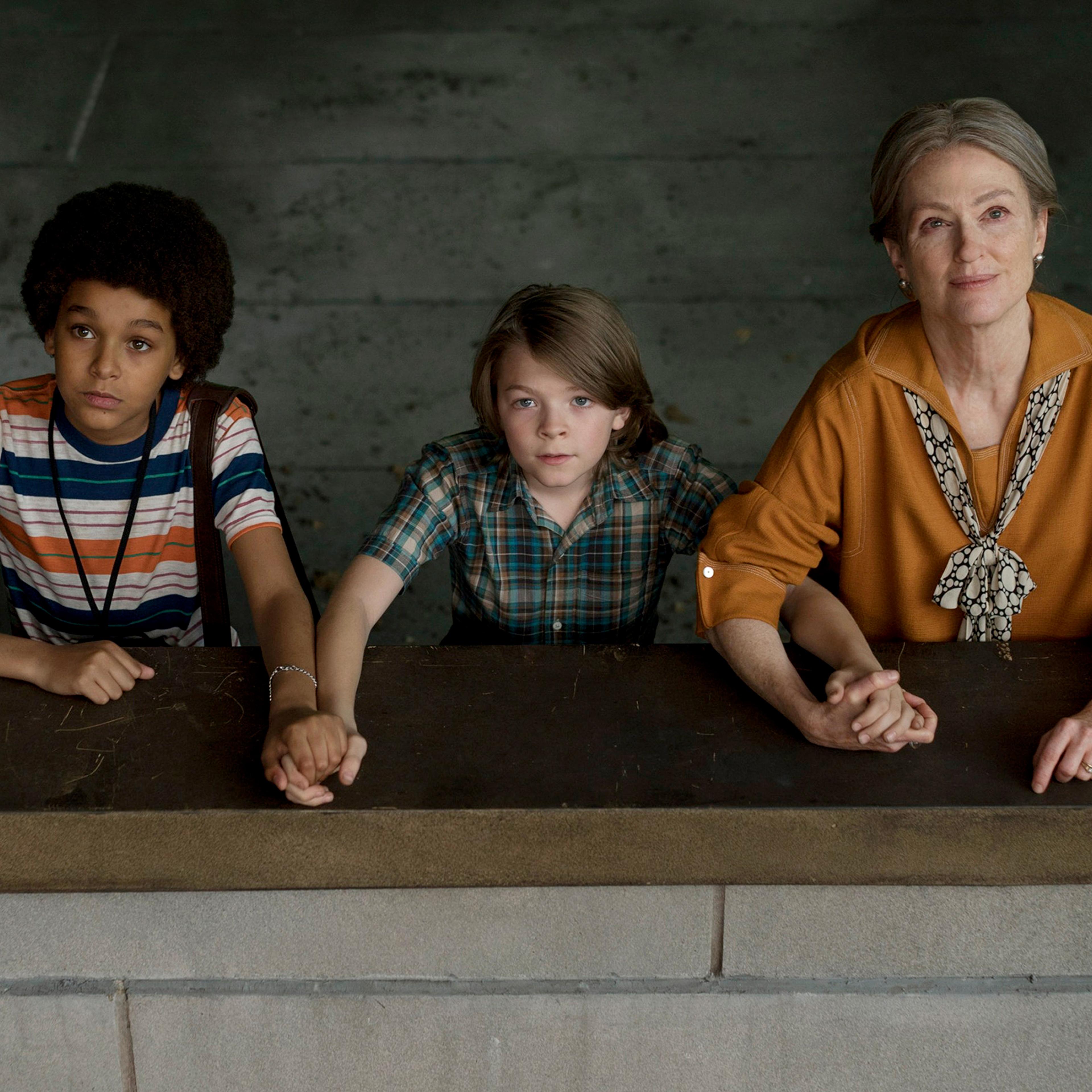 Jaden Michael, Oakes Fegley, and Julianne Moore in WonderStruck