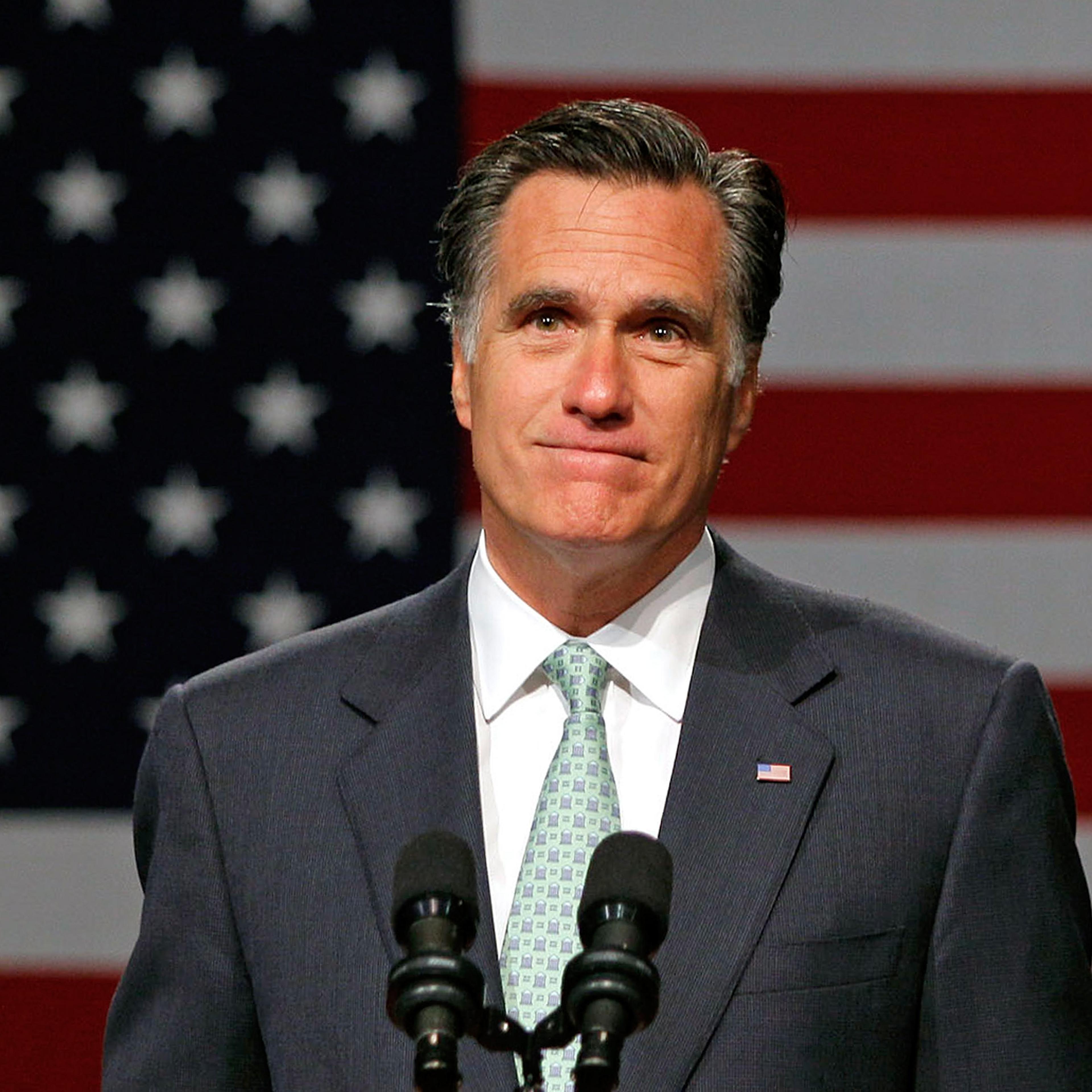 GOP Presidential Candidate Mitt Romney Campaigns In Michigan