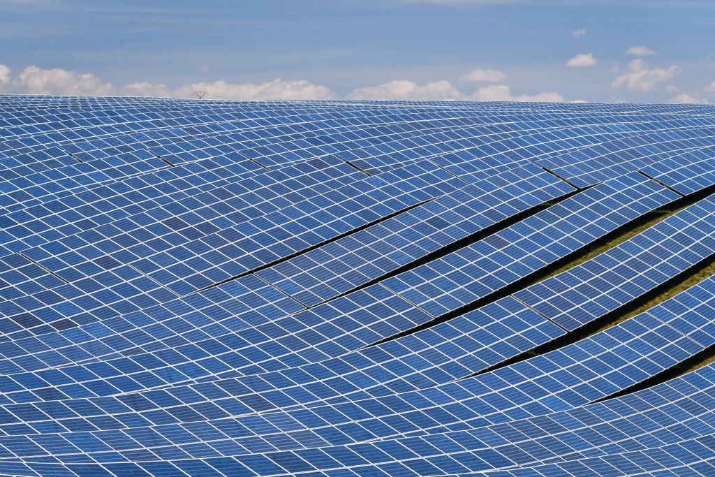 TOPSHOT-FRANCE-ENERGY-SOLAR-PHOTOVOLTAICS-ENVIRONMENT