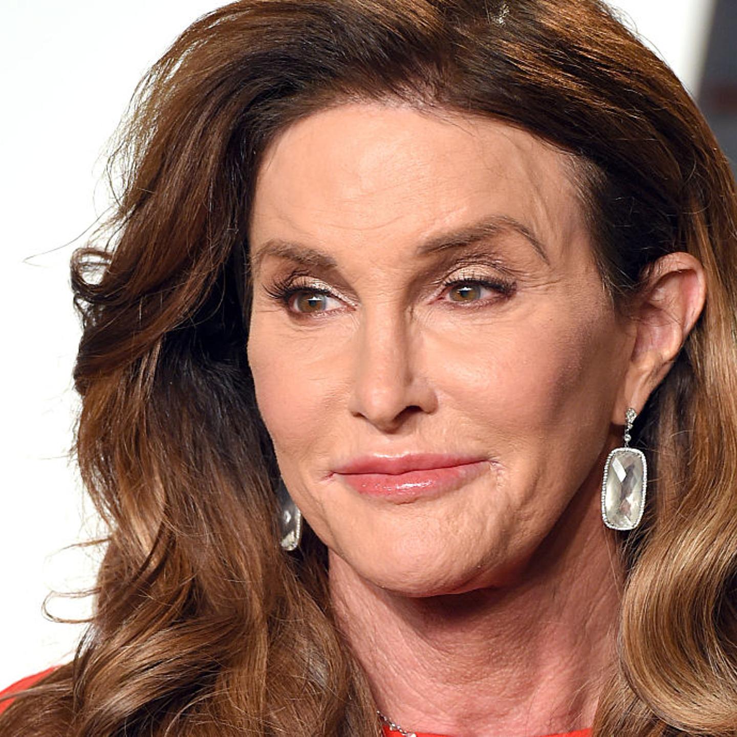 Caitlyn Jenner attends the 2016 Vanity Fair Oscar Party on February 28, 2016 in Beverly Hills, California.