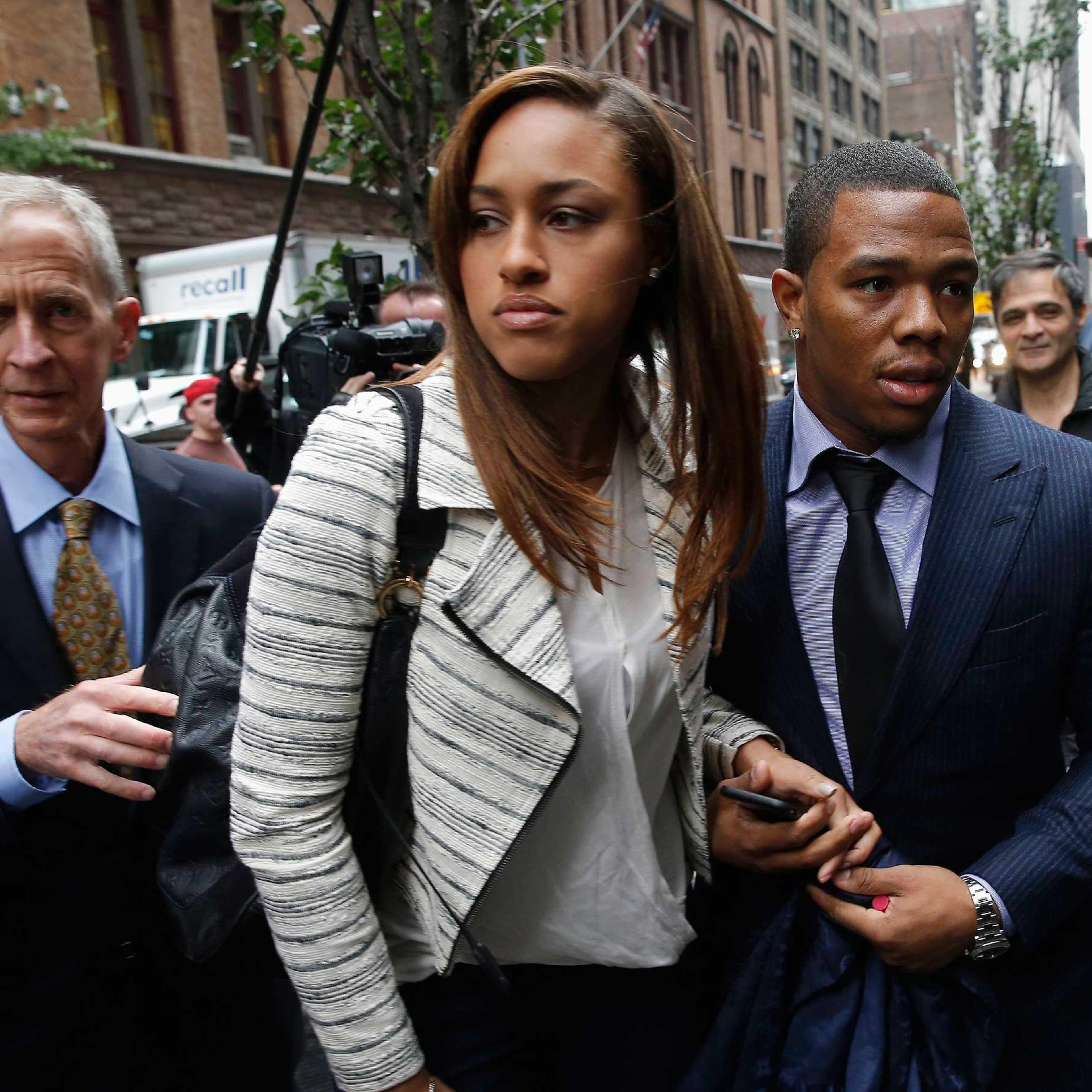 Former Baltimore Ravens NFL running back Ray Rice and his wife Janay arrive for a hearing at a New York City office building