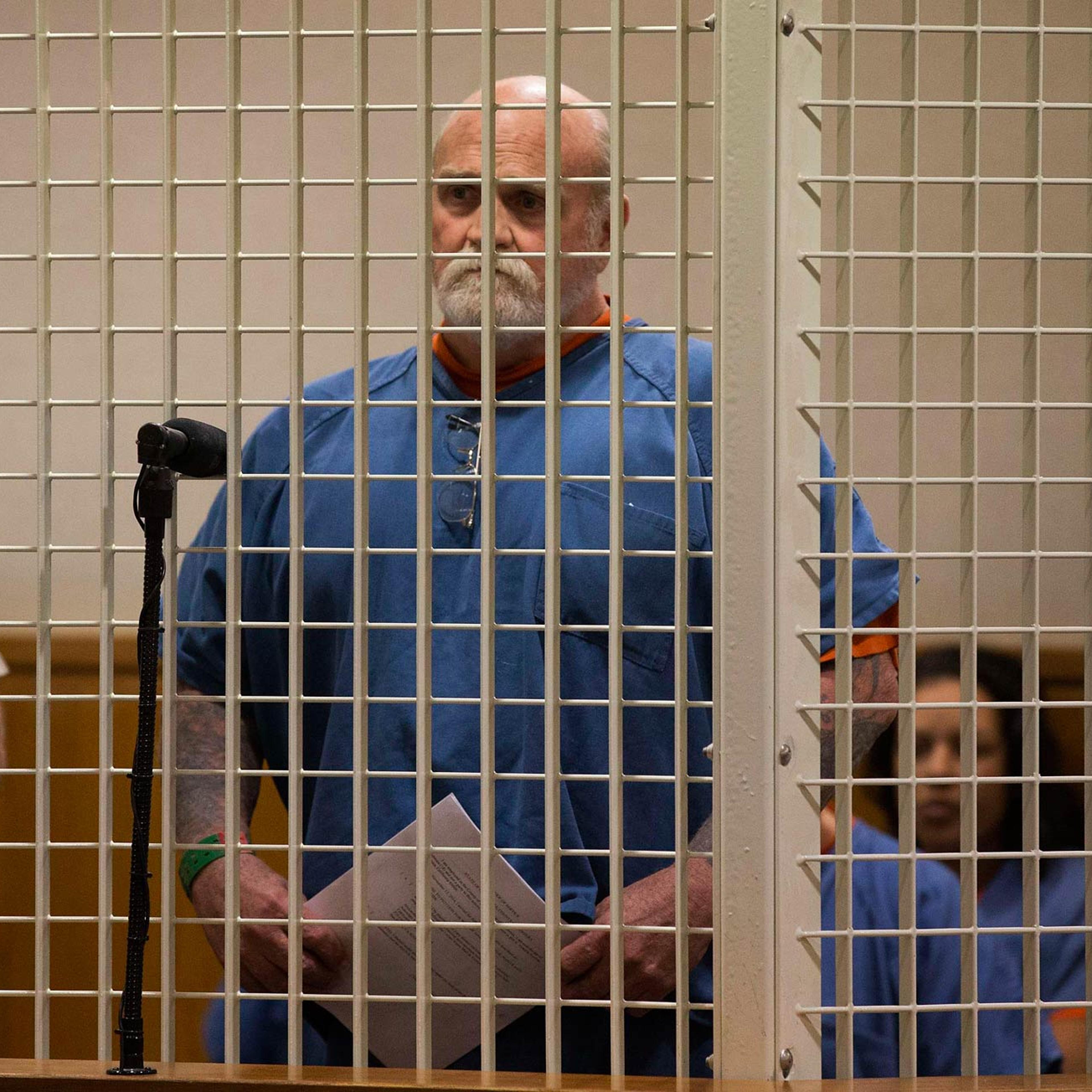 Hanline waits in a cell during a hearing at Superior Court in Ventura