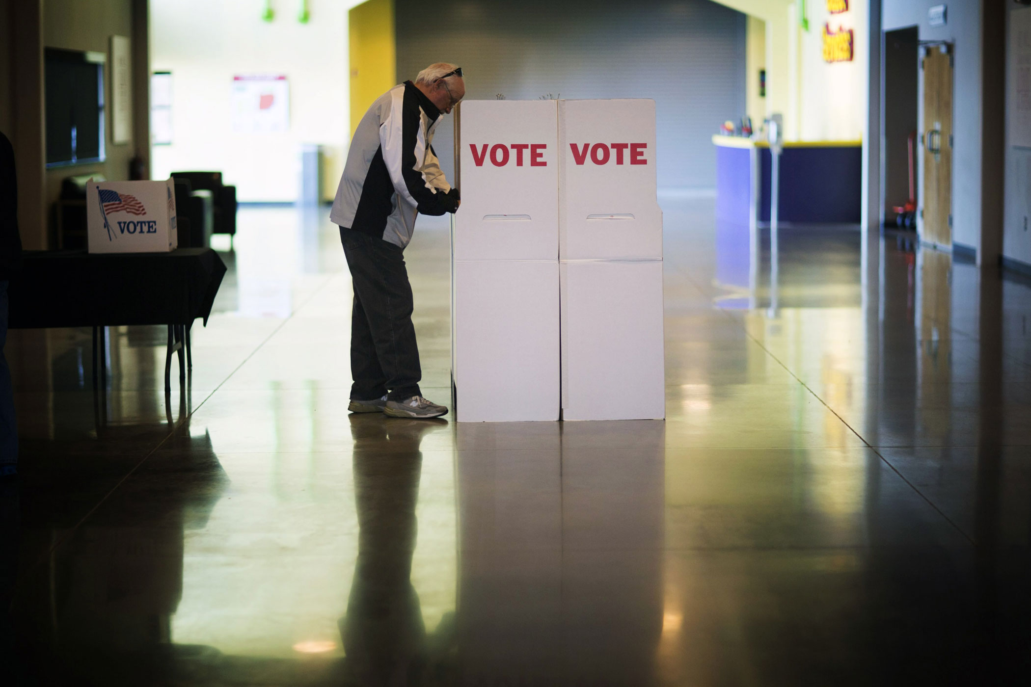 Super Tuesday: See Voters Cast Their Ballots
