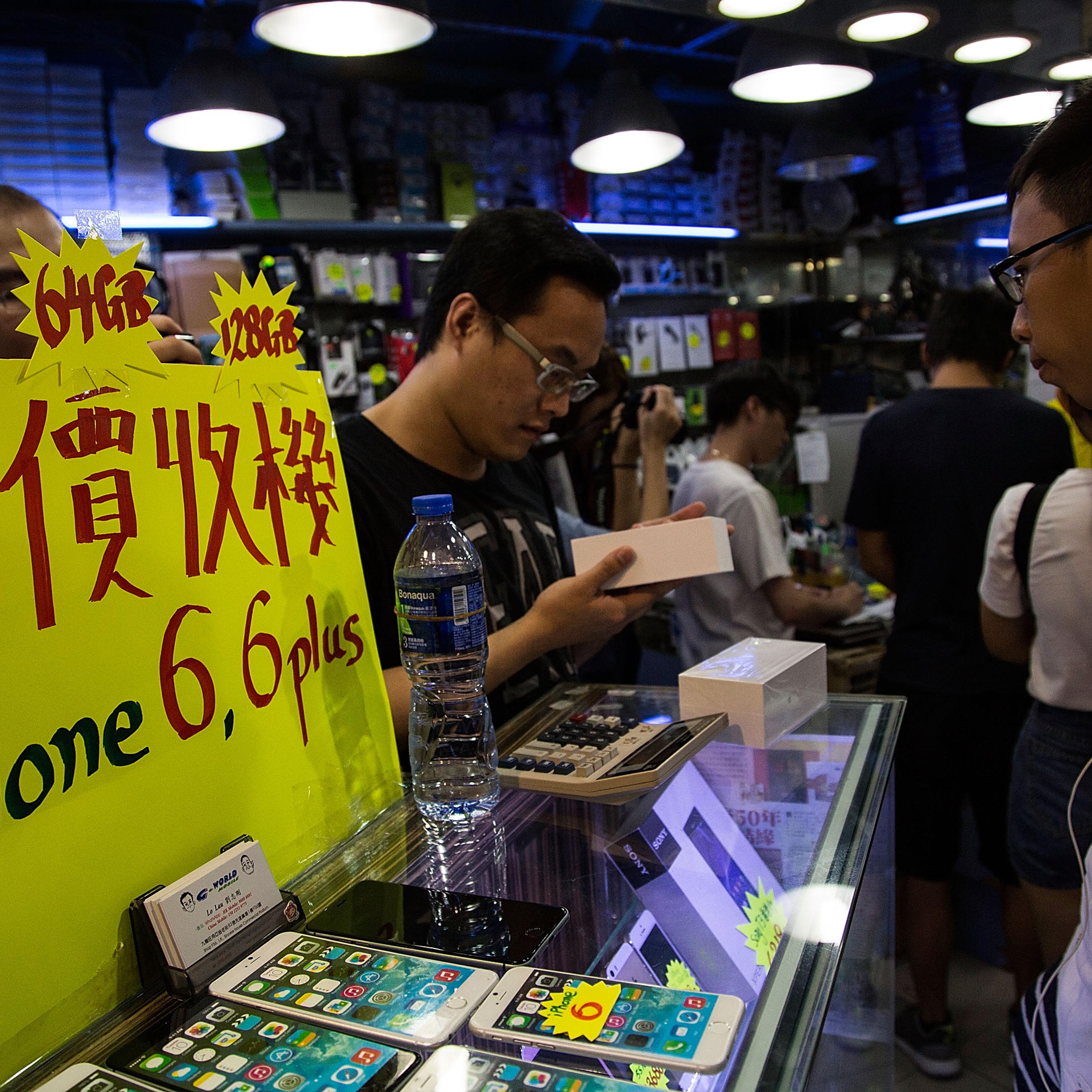 iPhone 6 Becomes Available In Hong Kong