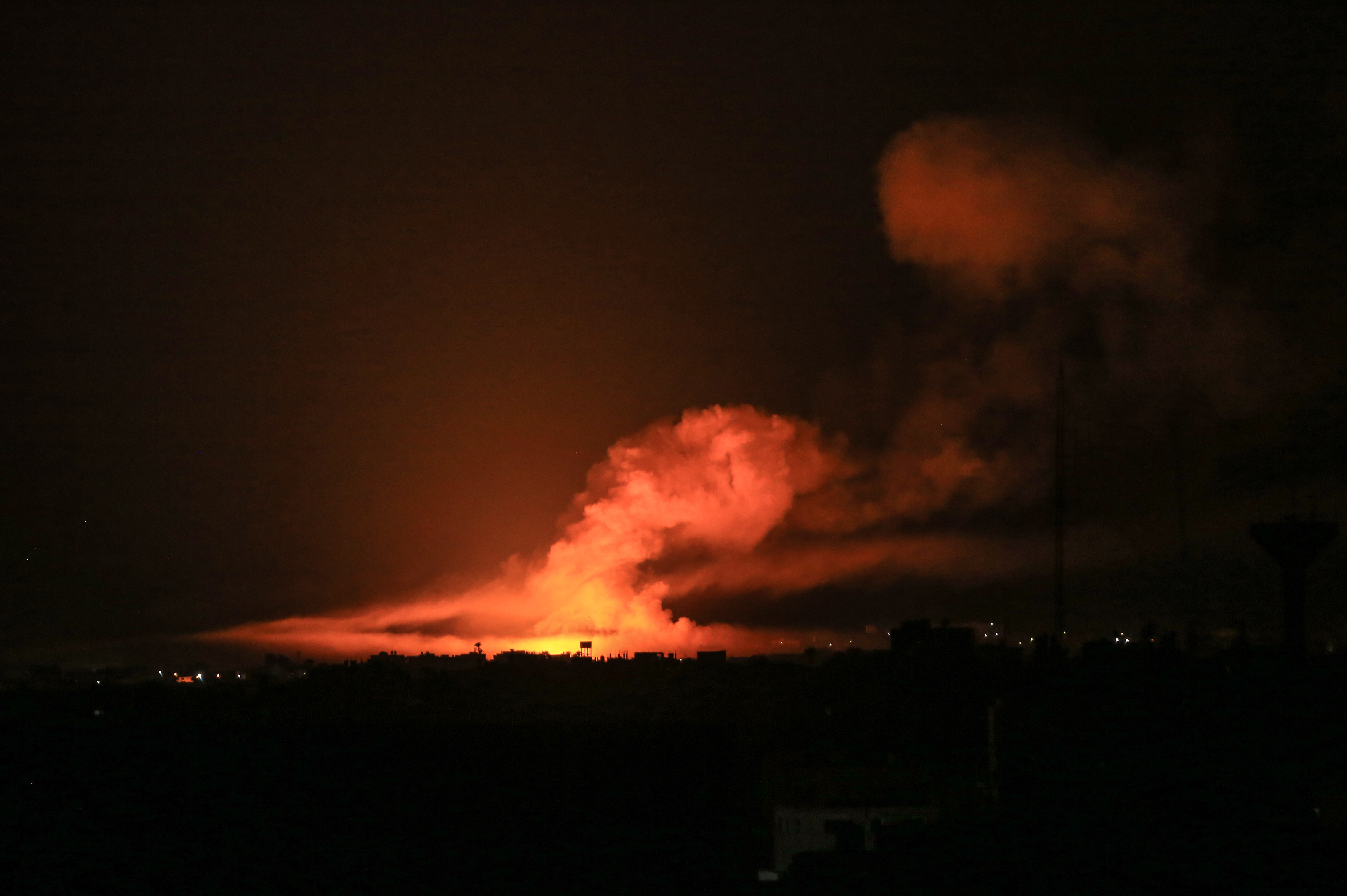 Israeli airstrikes on Gaza continue