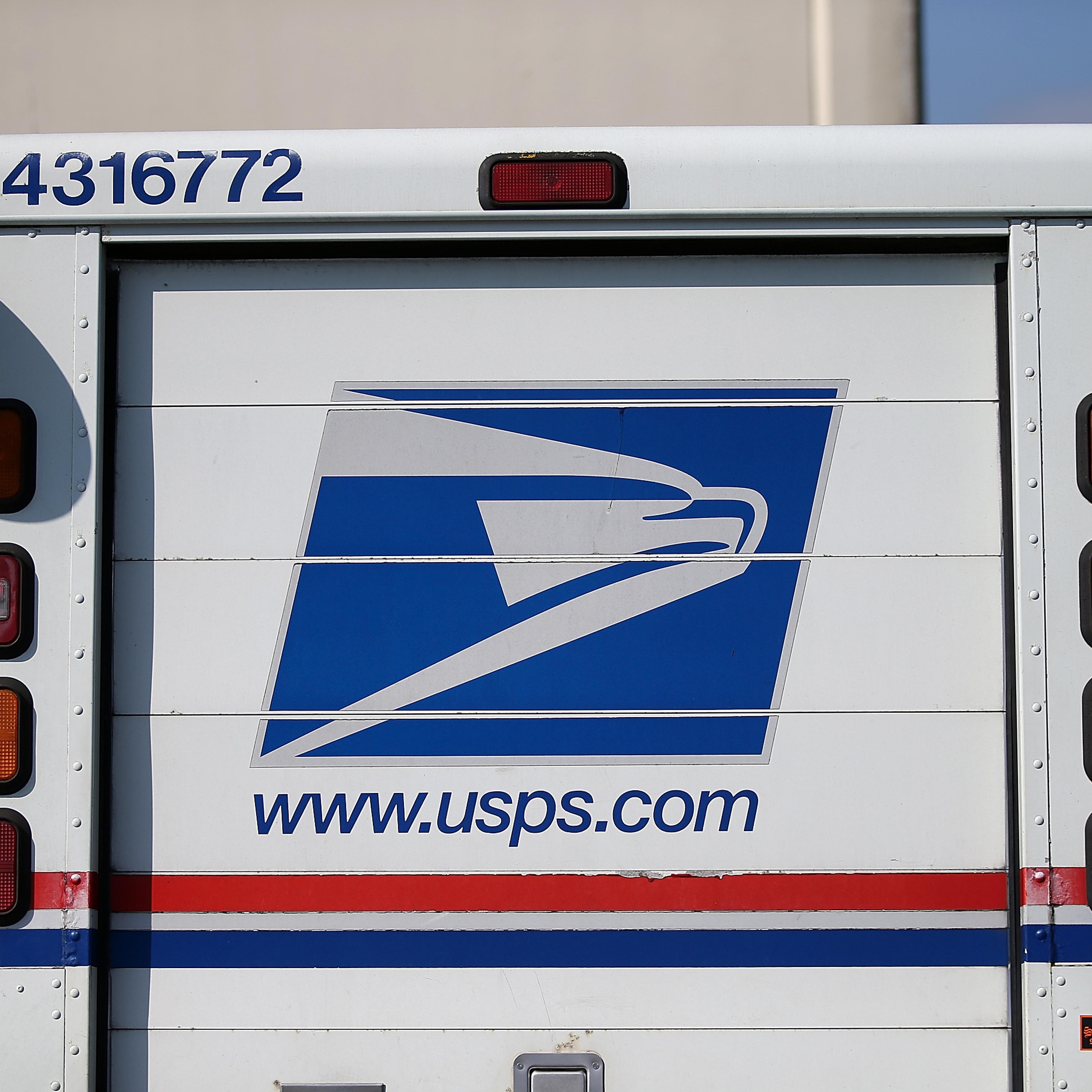 US Postal Services Looks To Redesign Its Truck Fleet
