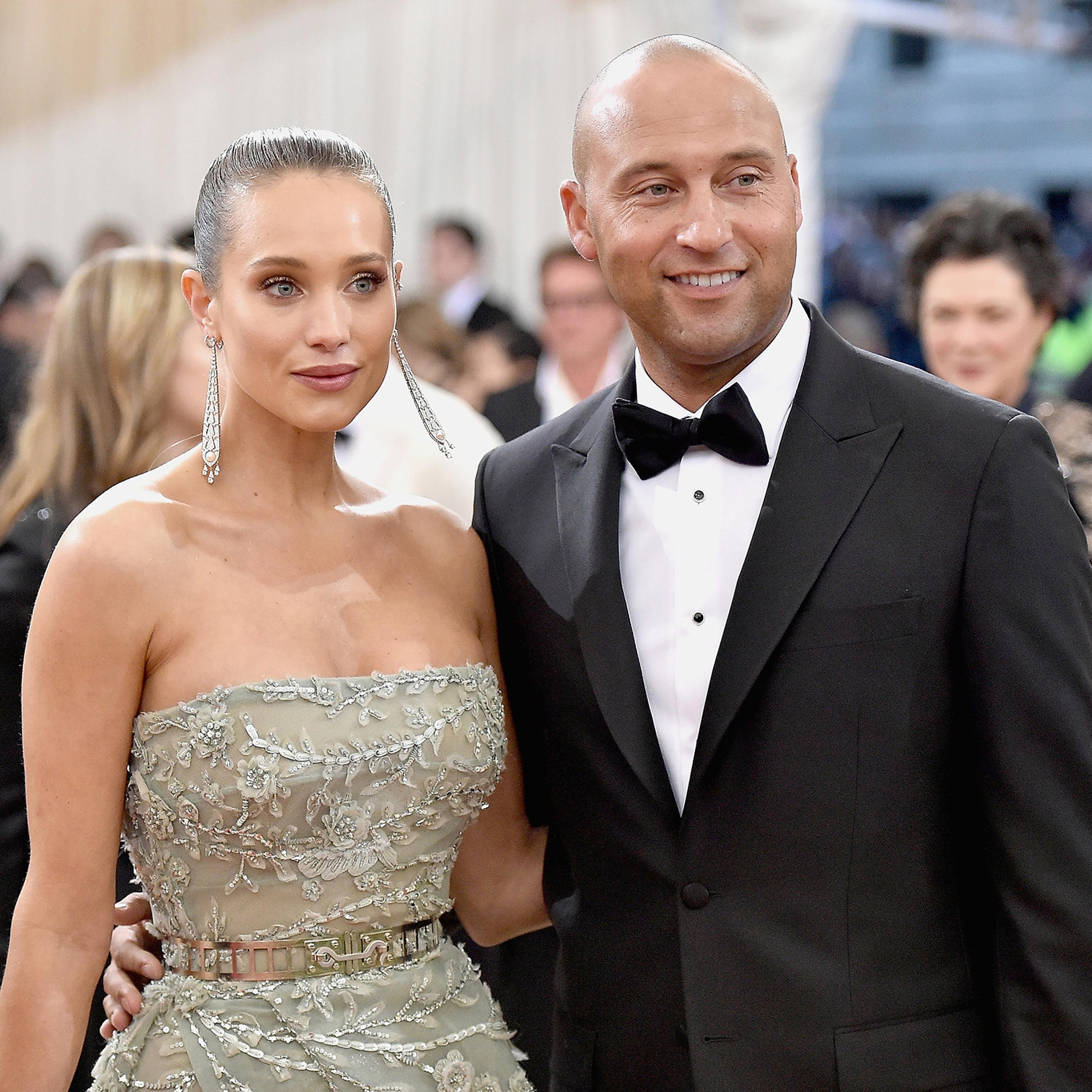 Hannah Davis and Derek Jeter attend the "Manus x Machina: Fashion In An Age Of Technology" Costume Institute Gala at Metropolitan Museum of Art in New York City on May 2, 2016.