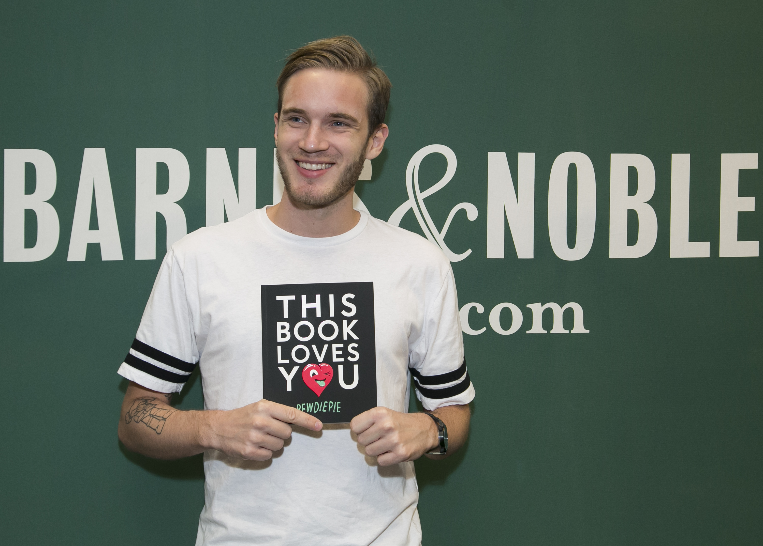 PewDiePie Book Signing For "This Book Loves You"