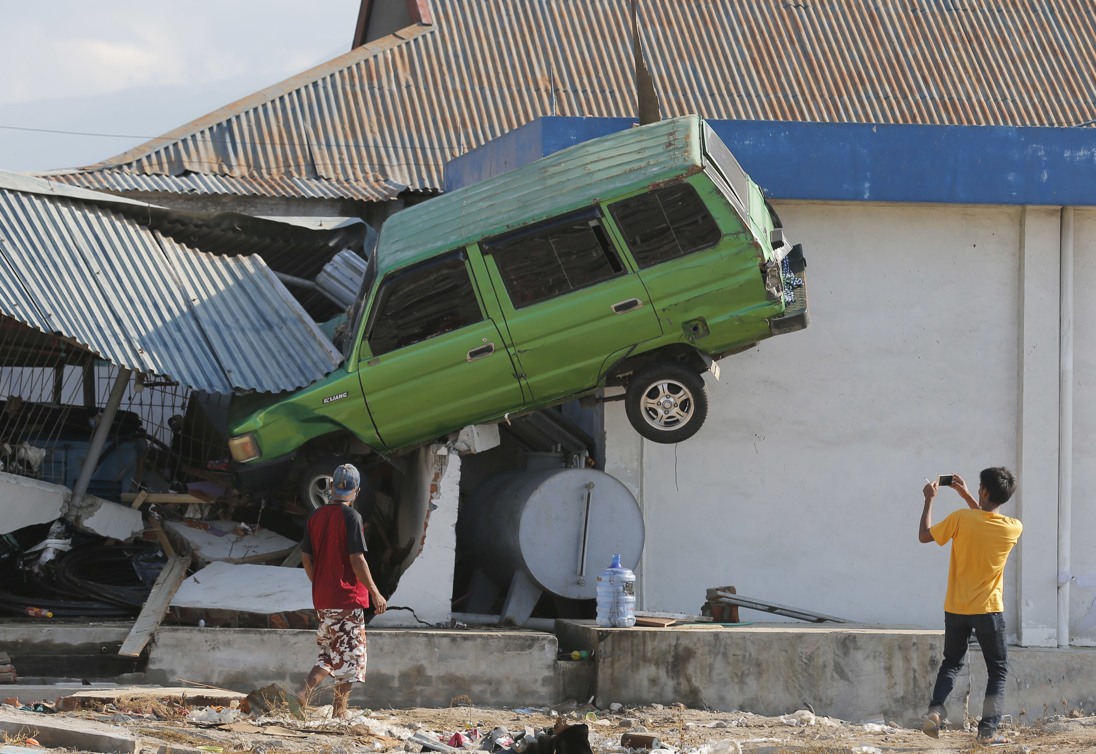 APTOPIX Indonesia Earthquake