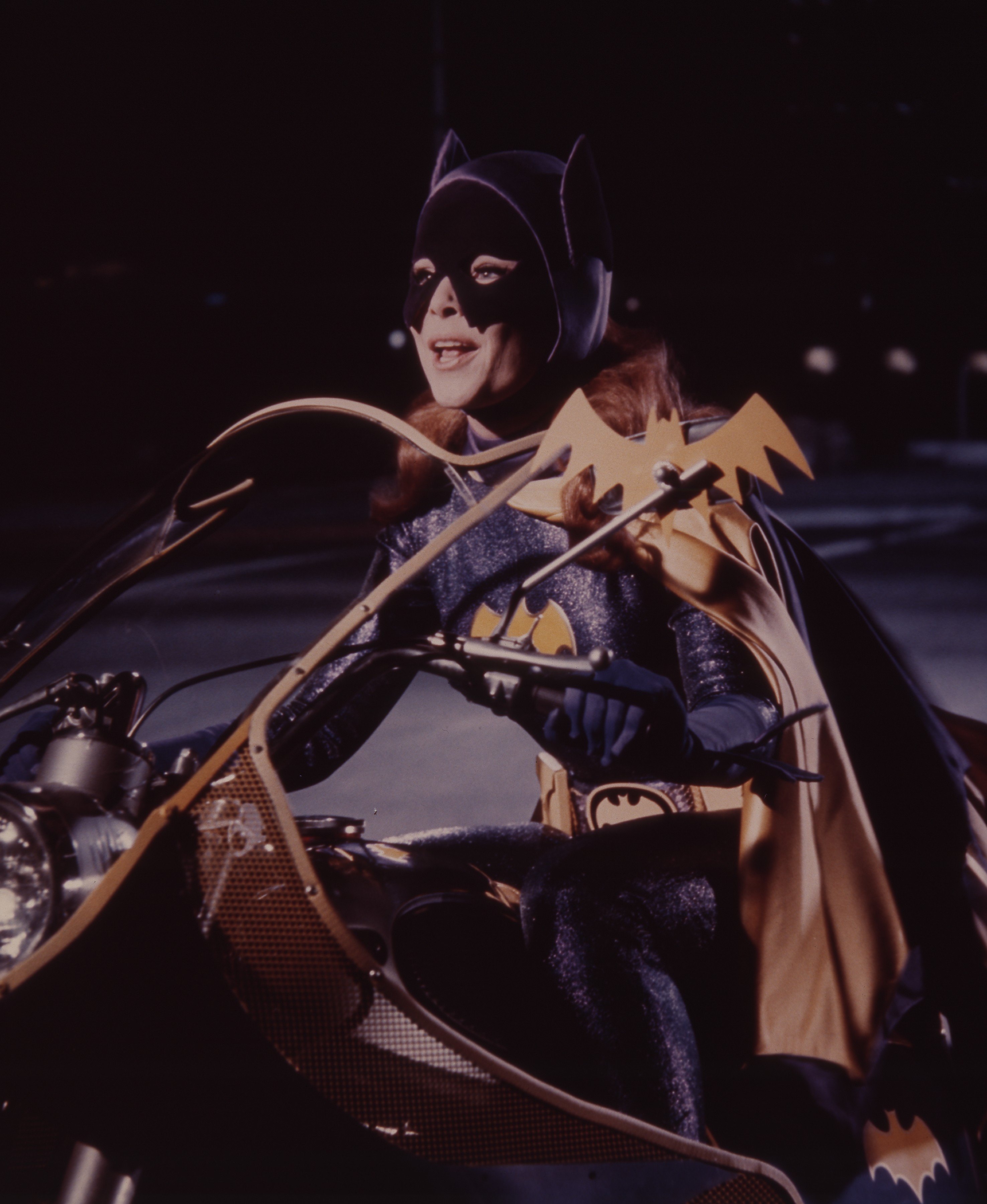 YVONNE CRAIG