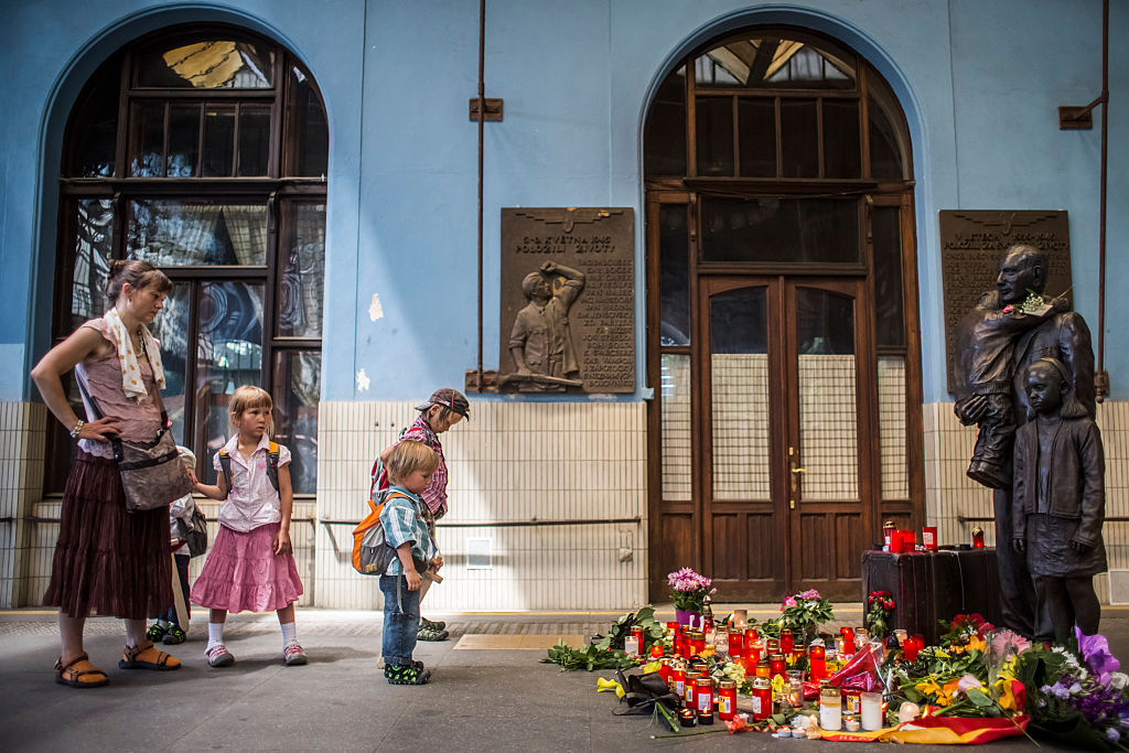 Prague Commemorates Nicholas Winton