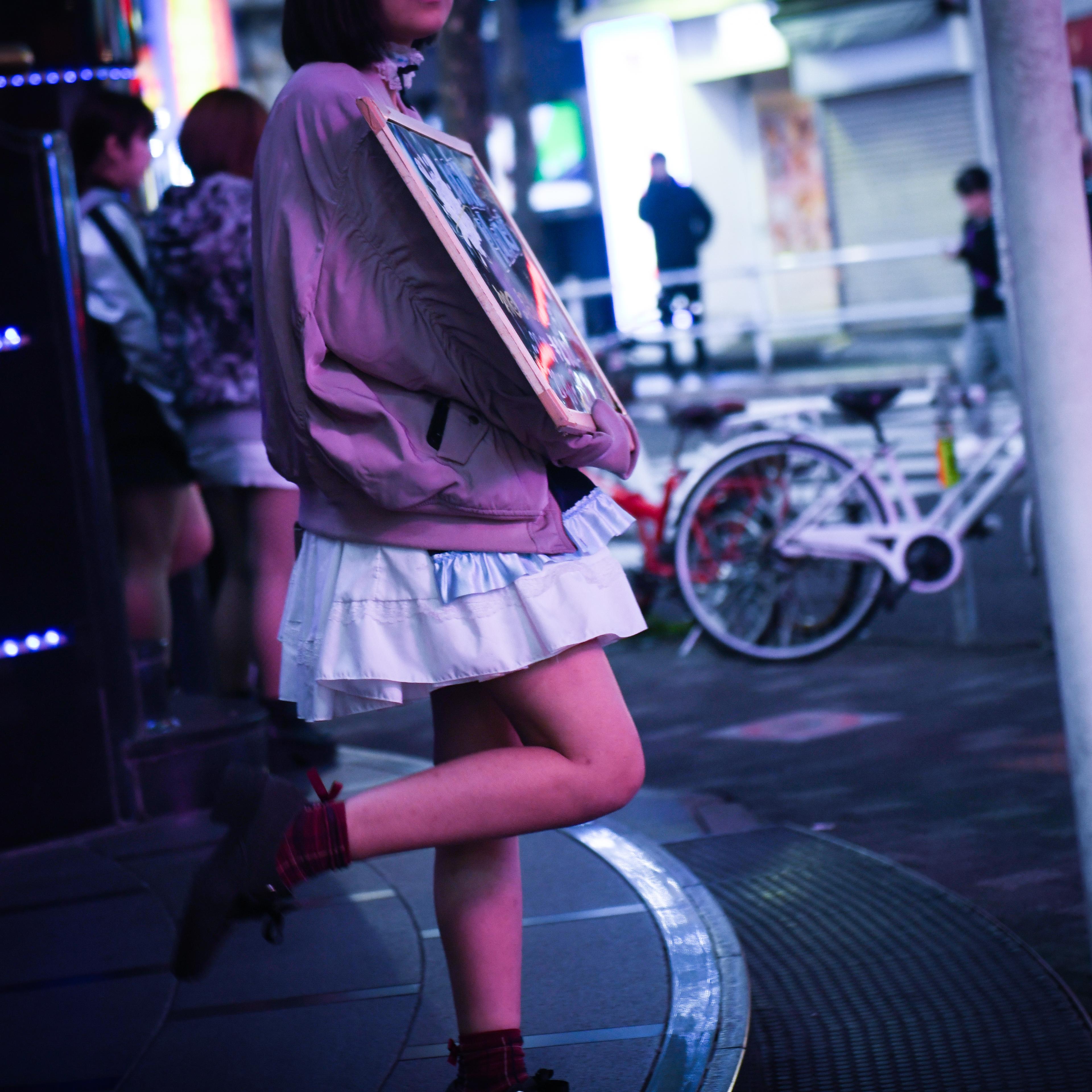 Night Views of Kabukicho As Dealmaking in Escort Bars Thrives in Pockets of Asia