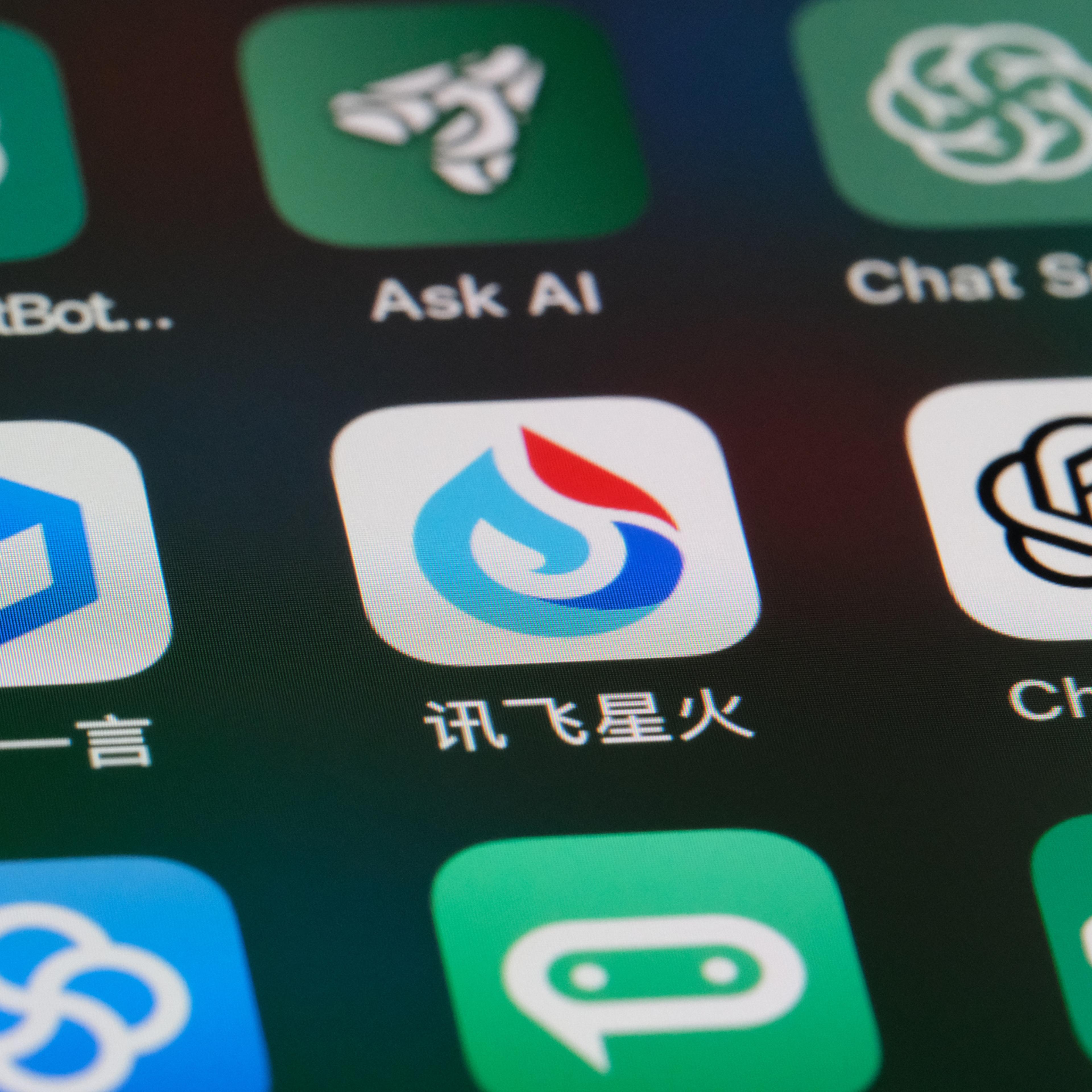 iFlytek's SparkDesk, Baidu's Ernie Bot and OpenAI's ChatGPT. AI chatbot apps